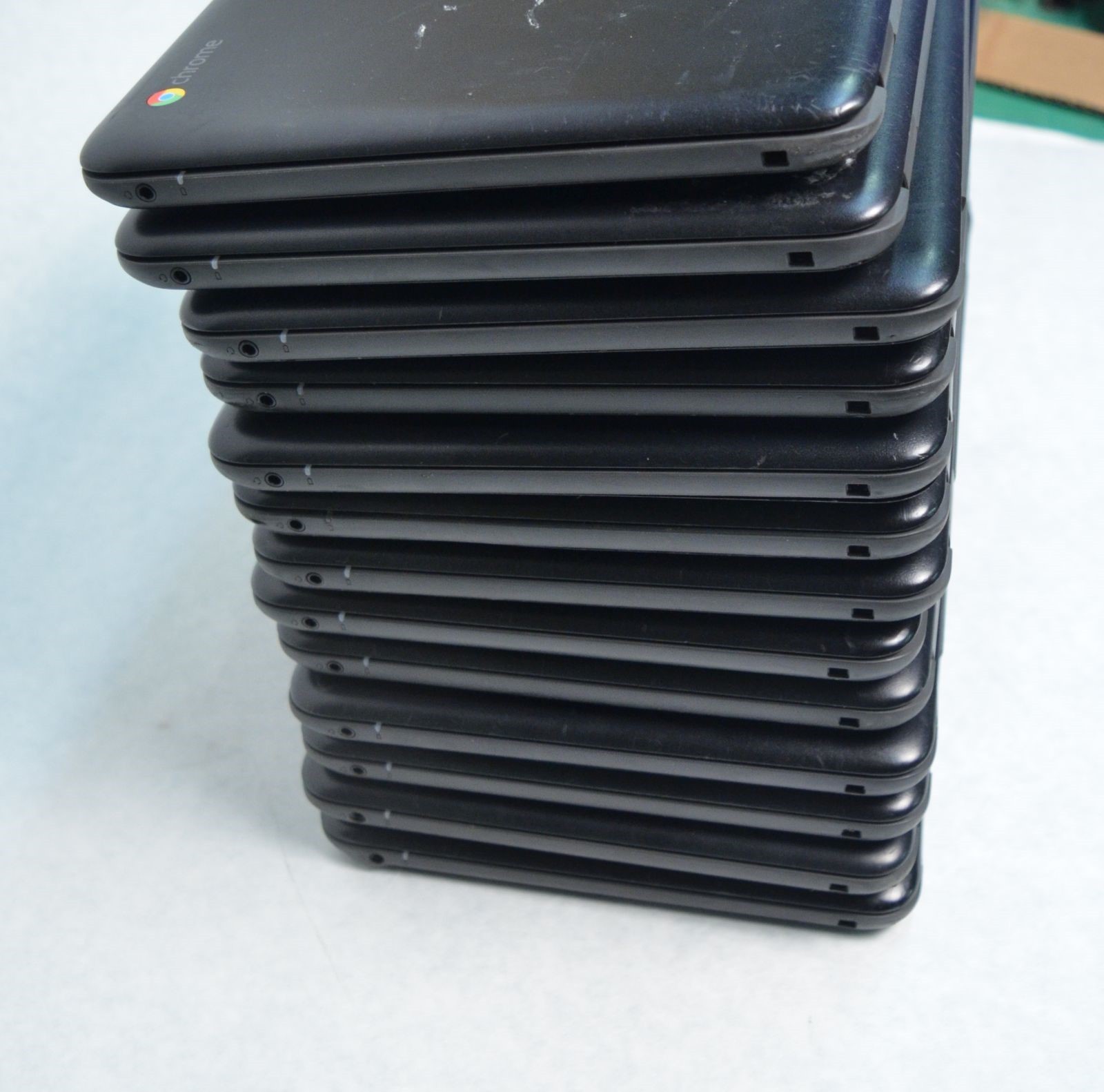 Lot 10 Dell Chromebook 11 3180 11.6″ Celeron N3060 2.48GHz 4GB-RAM 16GB-SSD