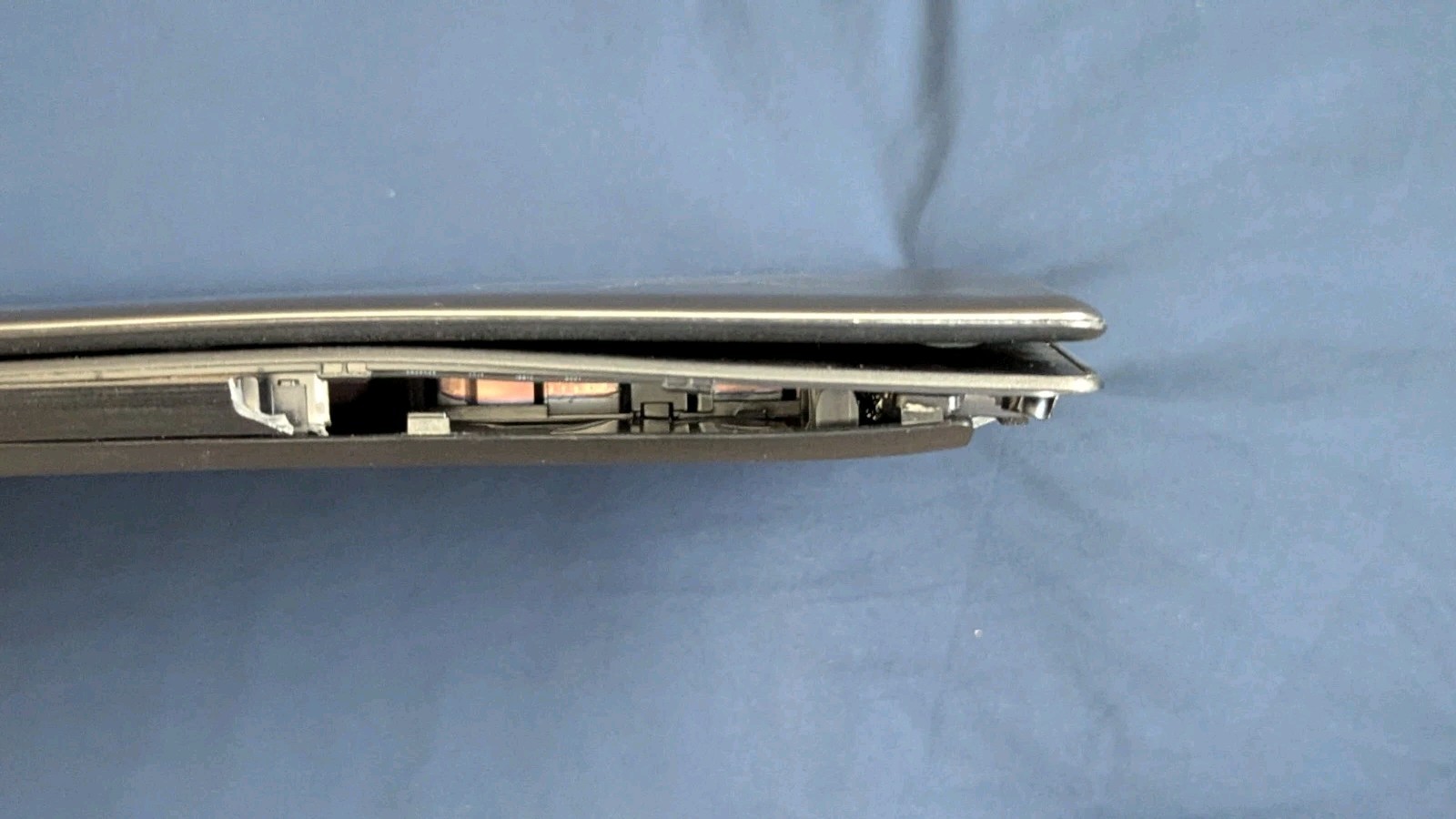 Acer laptop Aspire E5-576 Series Model N16Q2 4GB RAM (For Parts)