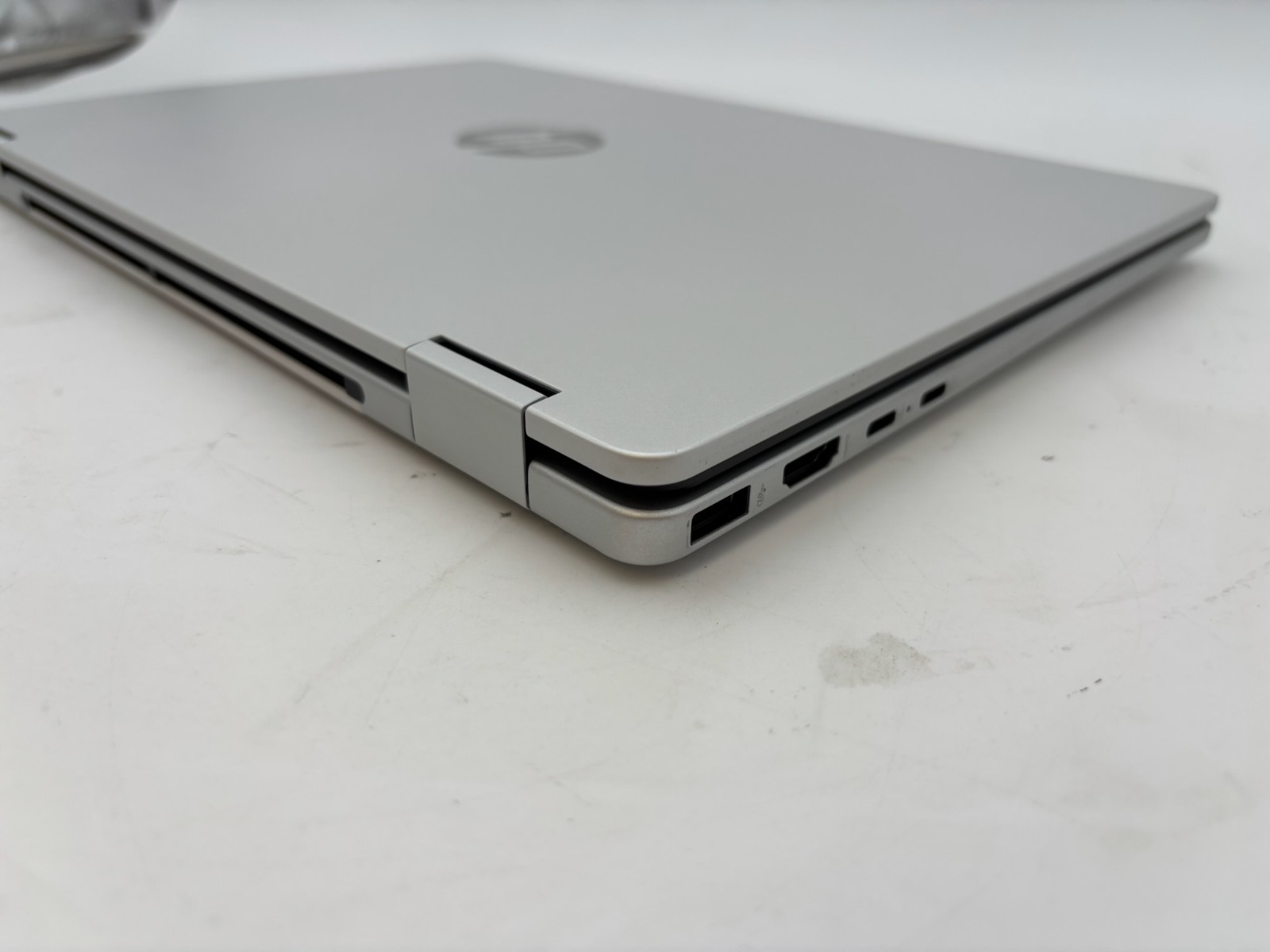 HP OmniBook 5 Flip Laptop 14-fp0013dx 14″ 512 GB SSD 8 GB RAM Core 5 120U