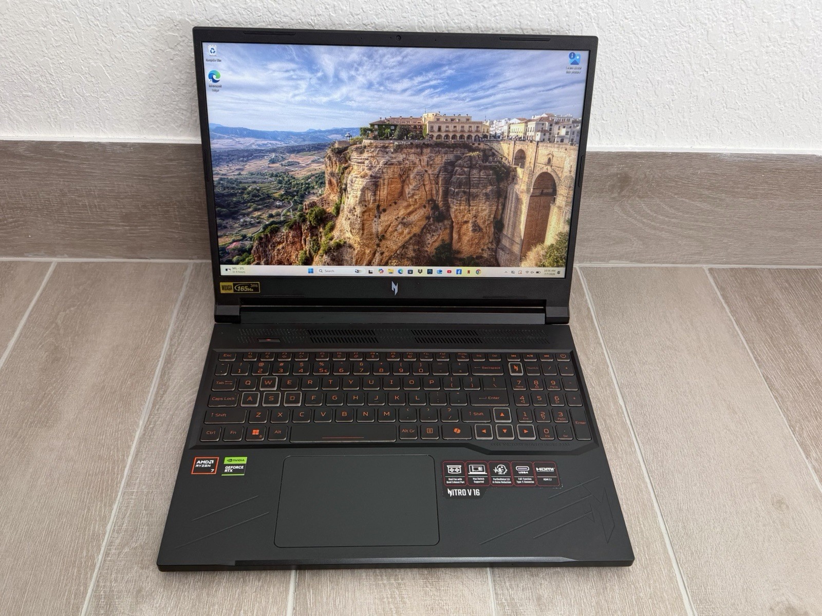 Nitro V 16 16″ Ryzen 7 8845HS GeForce RTX 4060 16GB RAM 1TB NVMe SSD Win-11