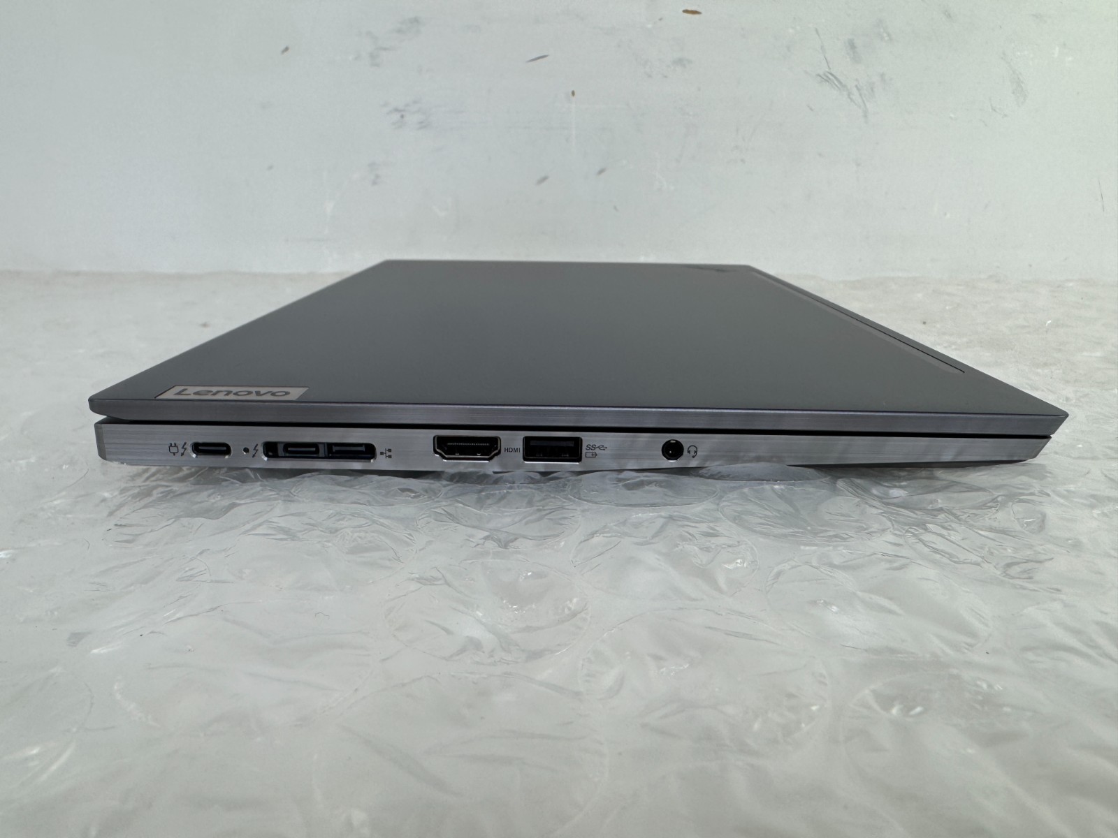 Lenovo ThinkPad T14s Gen 2 i7-1185G7 16GB 256GB 14″ FHD Win 11 Pro Laptop
