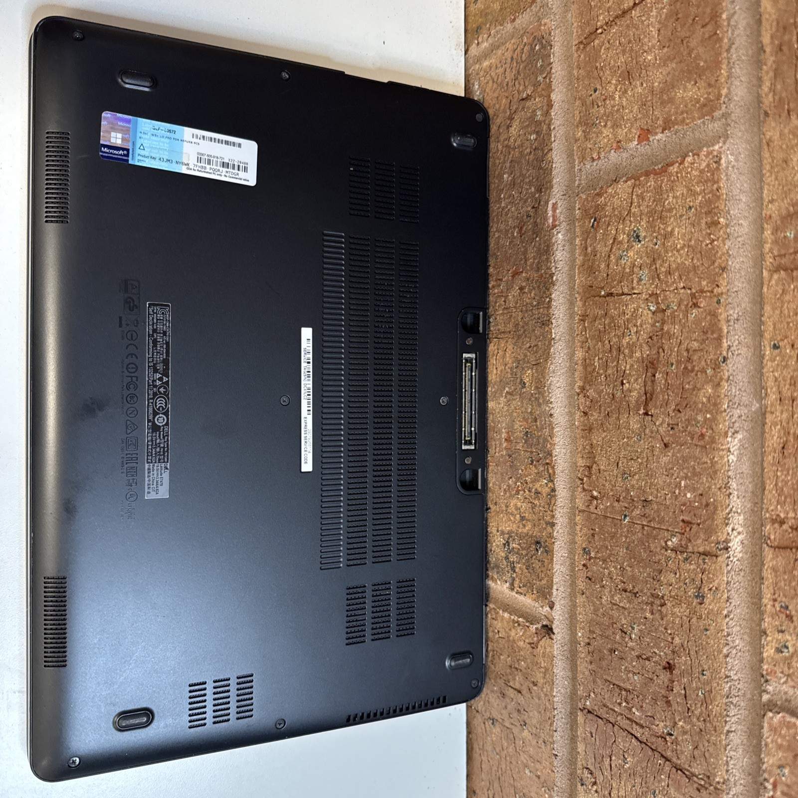 Dell Latitude E7470 TouchScreen QHD | i5 6th 8GB RAM 256GB SSD | Backlit Win 10
