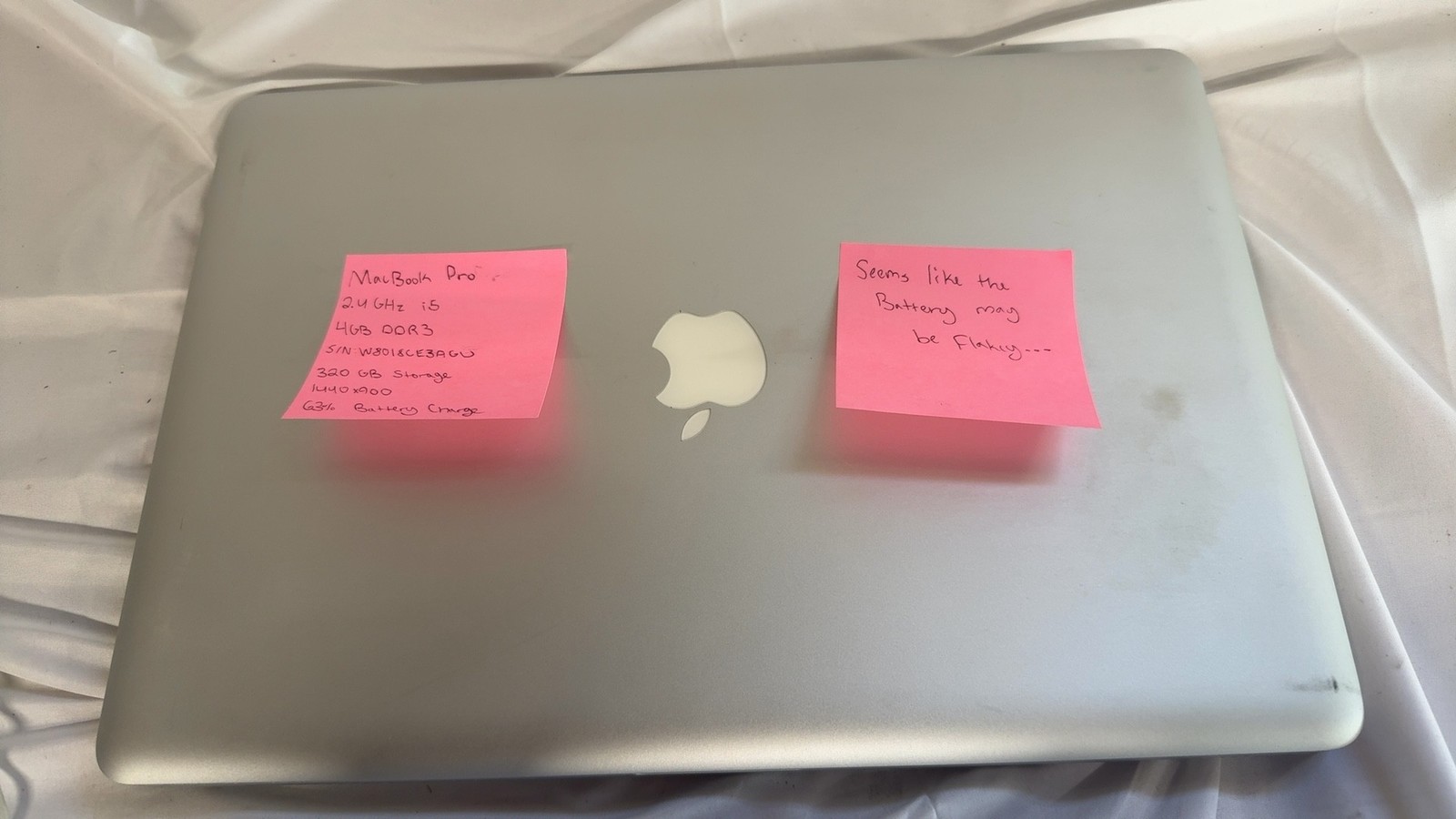 Apple MacBook Pro 2.4 GHz Mid-2010 Core i5 4 GB DDR3 320 GB HDD 15.4″