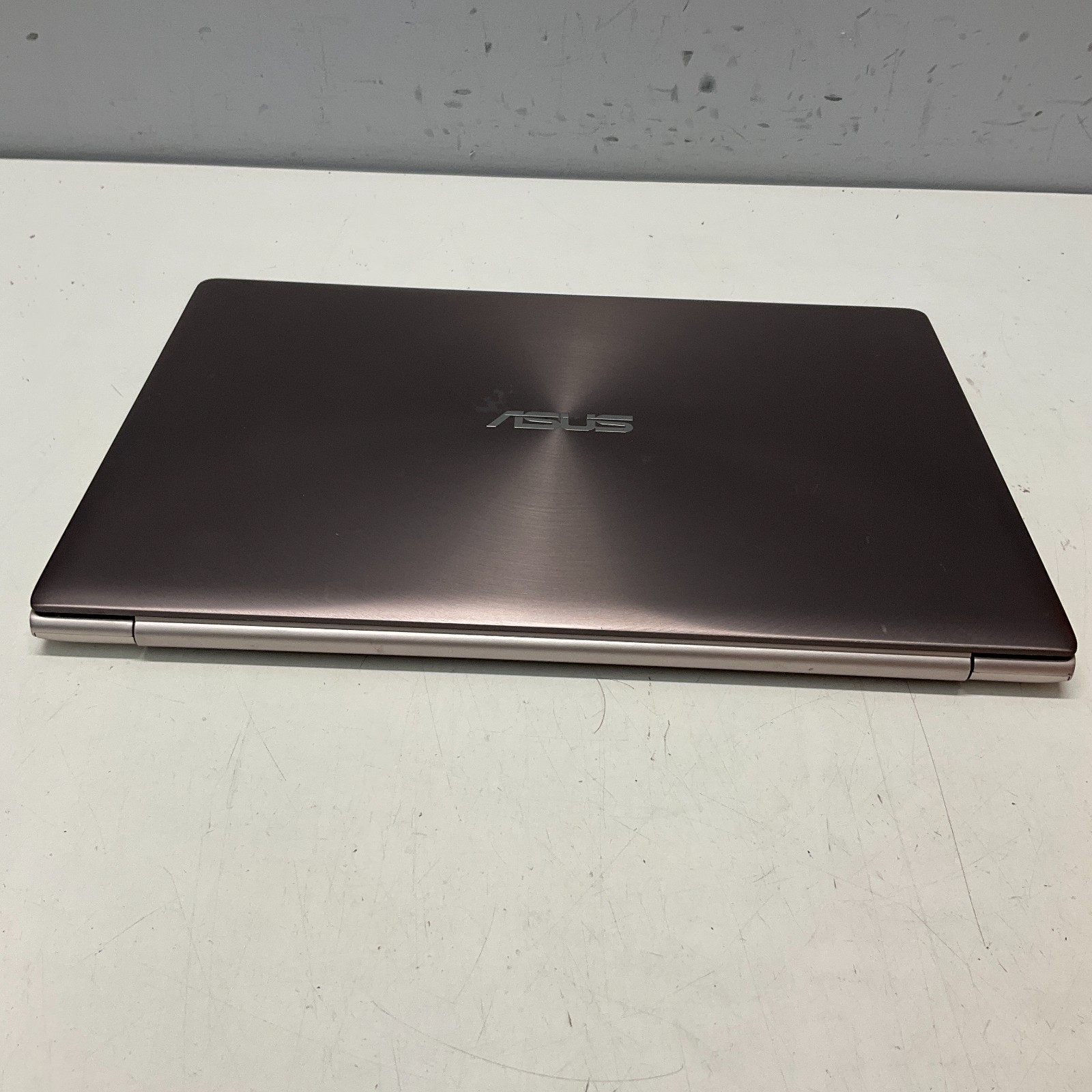 Asus UX303LA Laptop Intel Core i5-4210U @ 1.70 GHz 12GB 256GB SSD Win 10 Pro