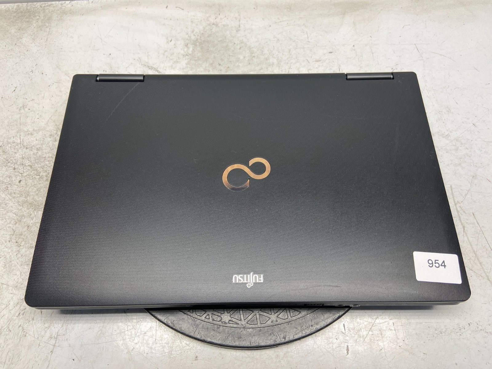 Fujitsu LifeBook E752 Intel i5-3340M 2.7GHz 4 GB NO HDD