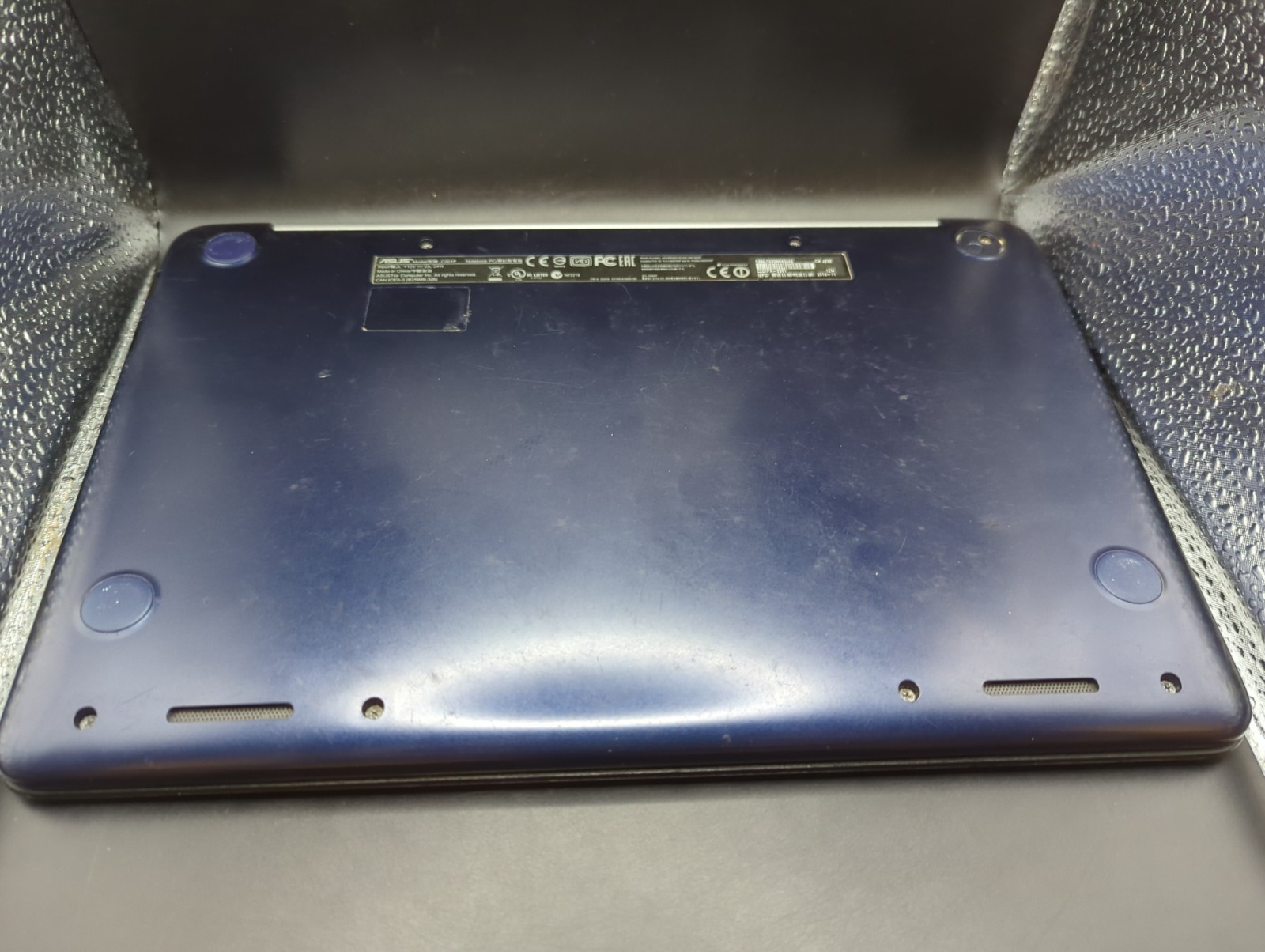 ASUS C201P 11 inch Chromebook ARM V7 CPU/4GB RAM/ 16GB eMMC w/ CHARGER Tested