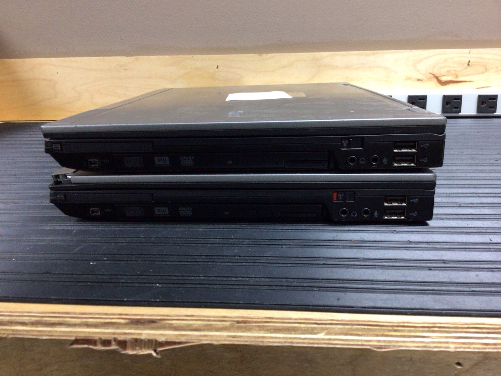 2x Dell Latitude E6410 Laptop AS IS | Intel Core i5/i7 | 4/8gb Ram | No HDD/OS