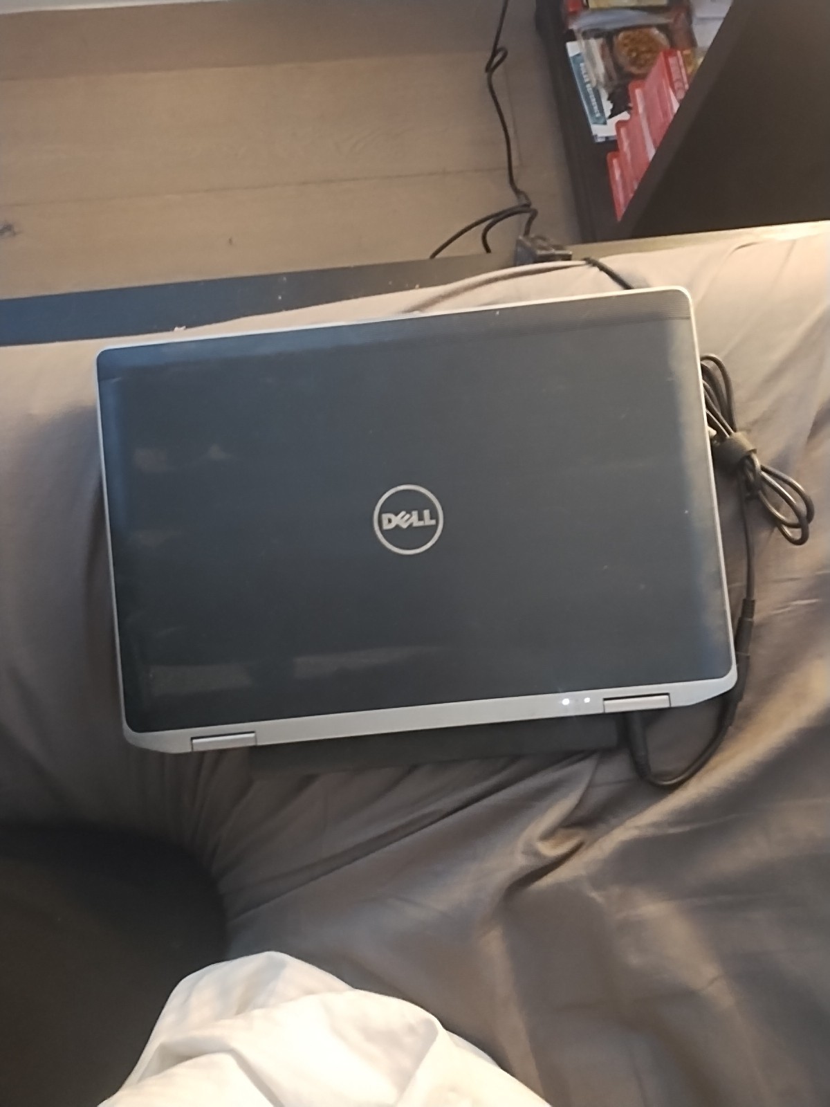 Dell Laptop ( See Description )