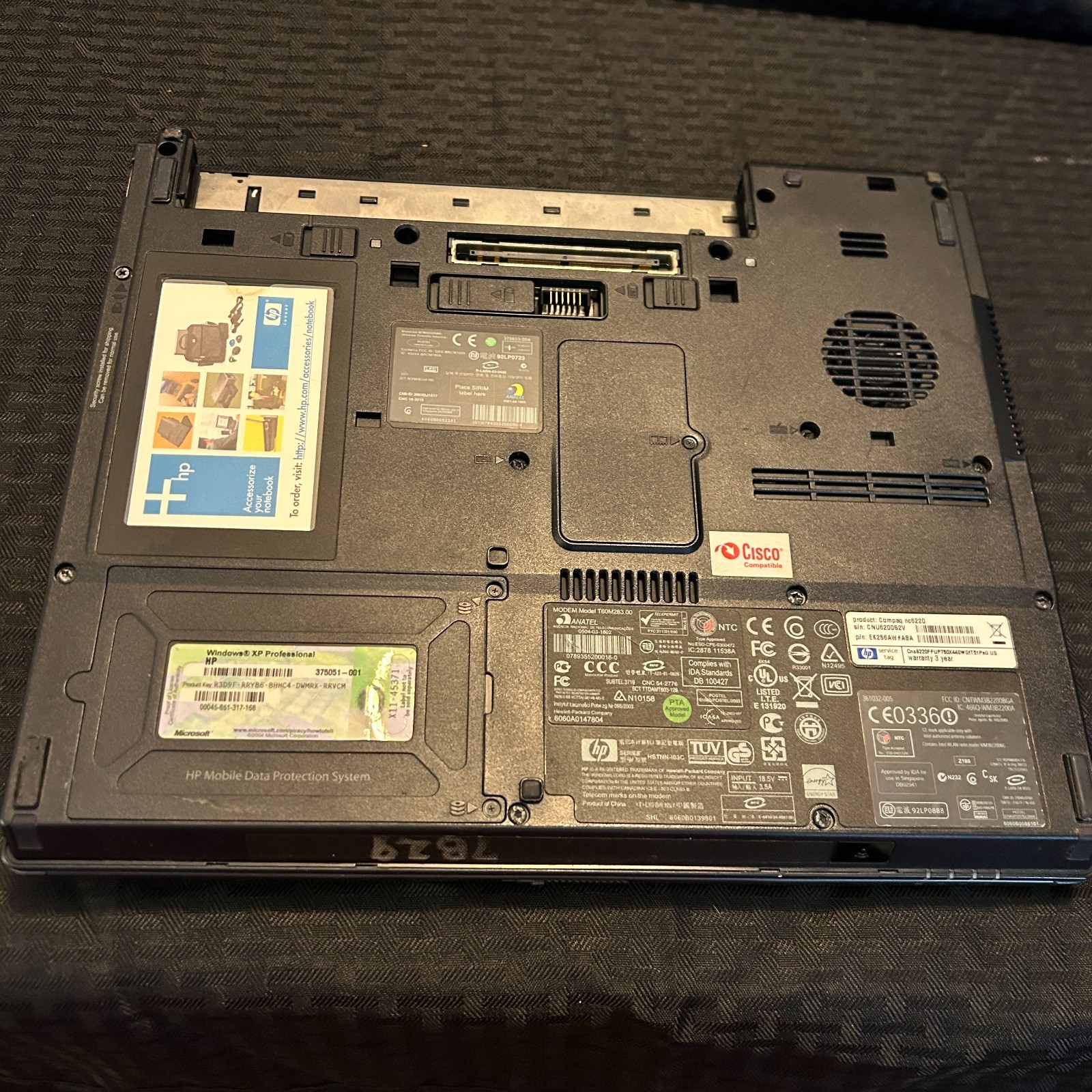 HP Compaq 14″ NC6220 Laptop Untested No Power Cable PARTS ONLY