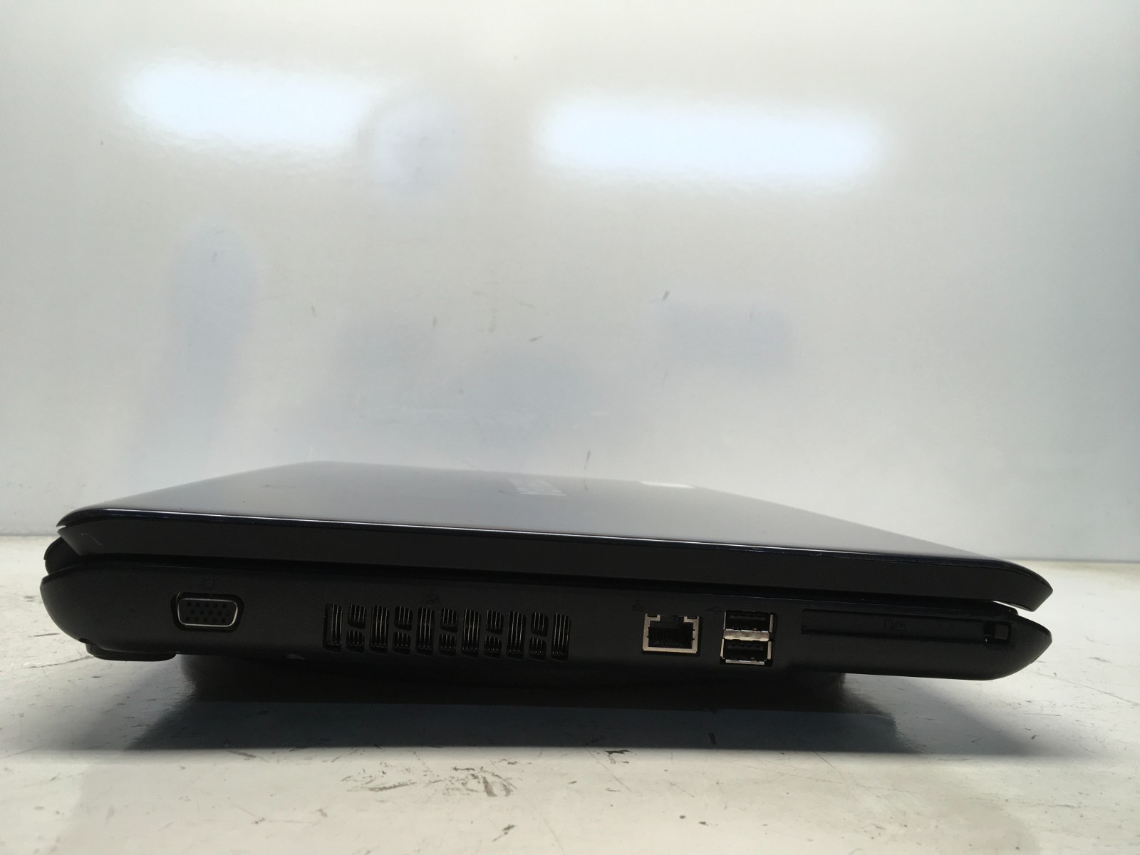 Toshiba Satellite L355D-S7815 AMD Athlon X2 1.9GHz 3 GB NO HDD NO BAT READ
