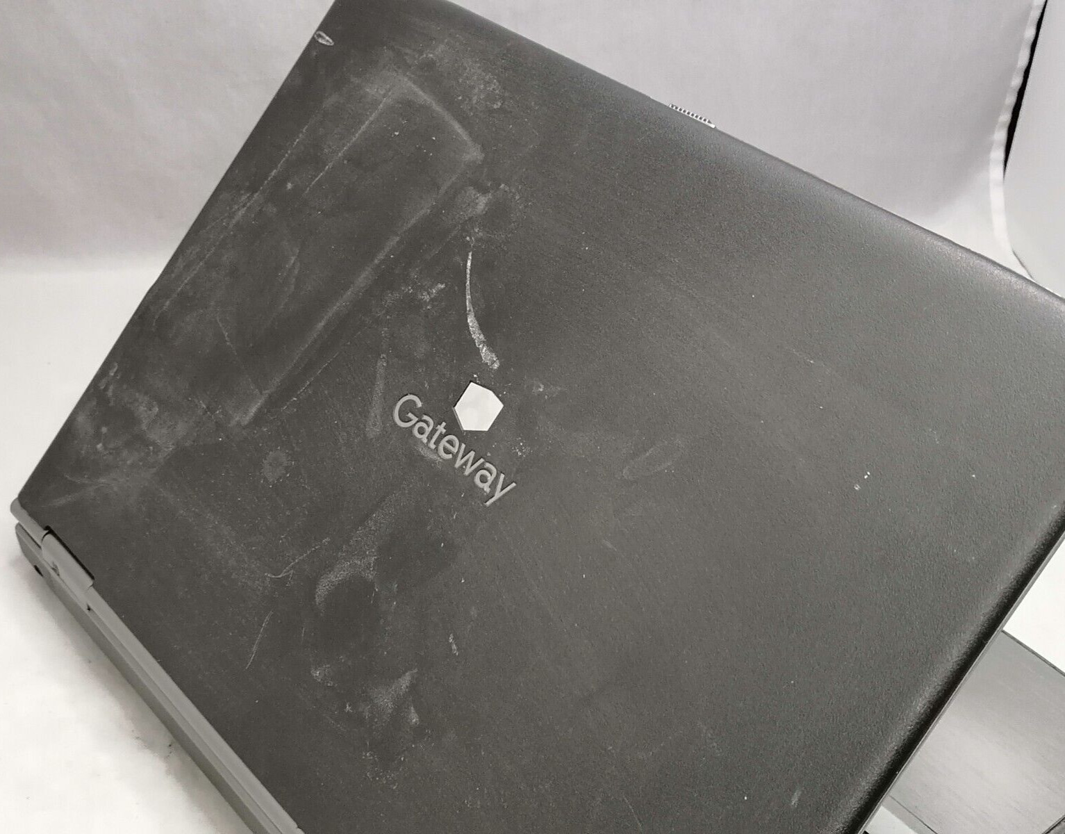 FOR PARTS 15.4″ Gateway MA8 (Pentium T2310/1.46 GHz/1 GB RAM/NO HDD)