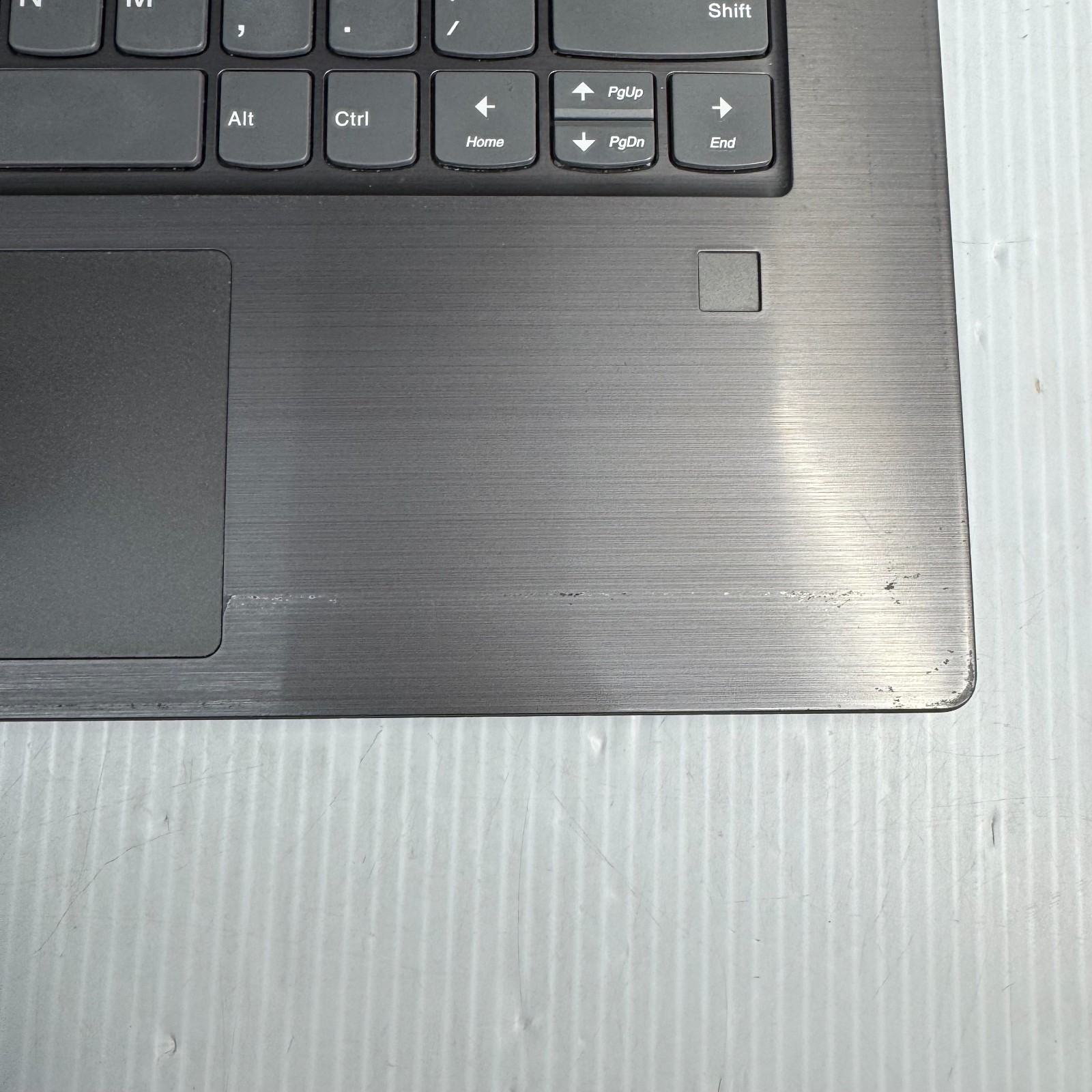 Lenovo V330-14ARR 5 2500U 14″ Windows 11 Laptop 128GB SSD 20GB **WEAR**