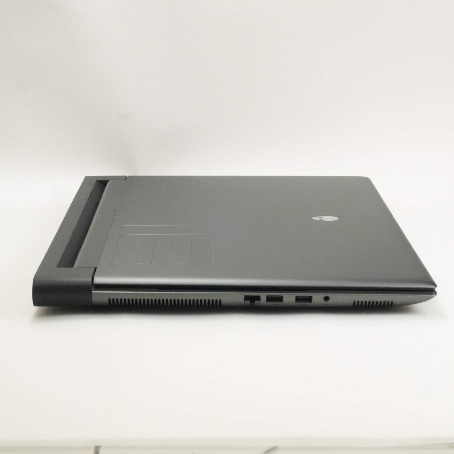 Alienware M18 R1 18″ Ryzen 9 7845HX 3.0GHz 32GB RAM 1TB SSD GeForce RTX 4070
