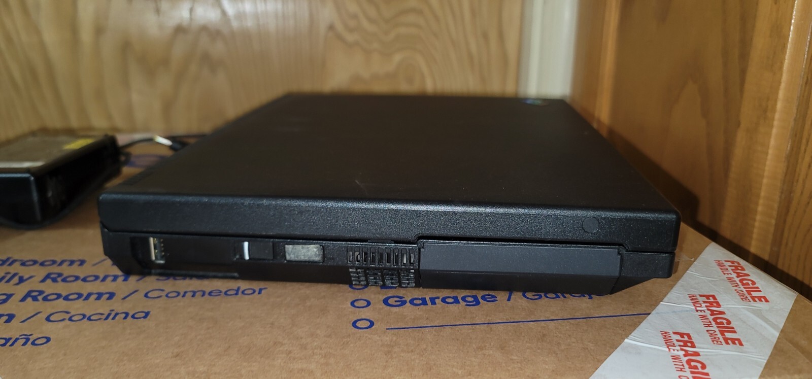 Vintage IBM THINKPAD iSerie Laptop Computer TYPE 2627 Works Exct
