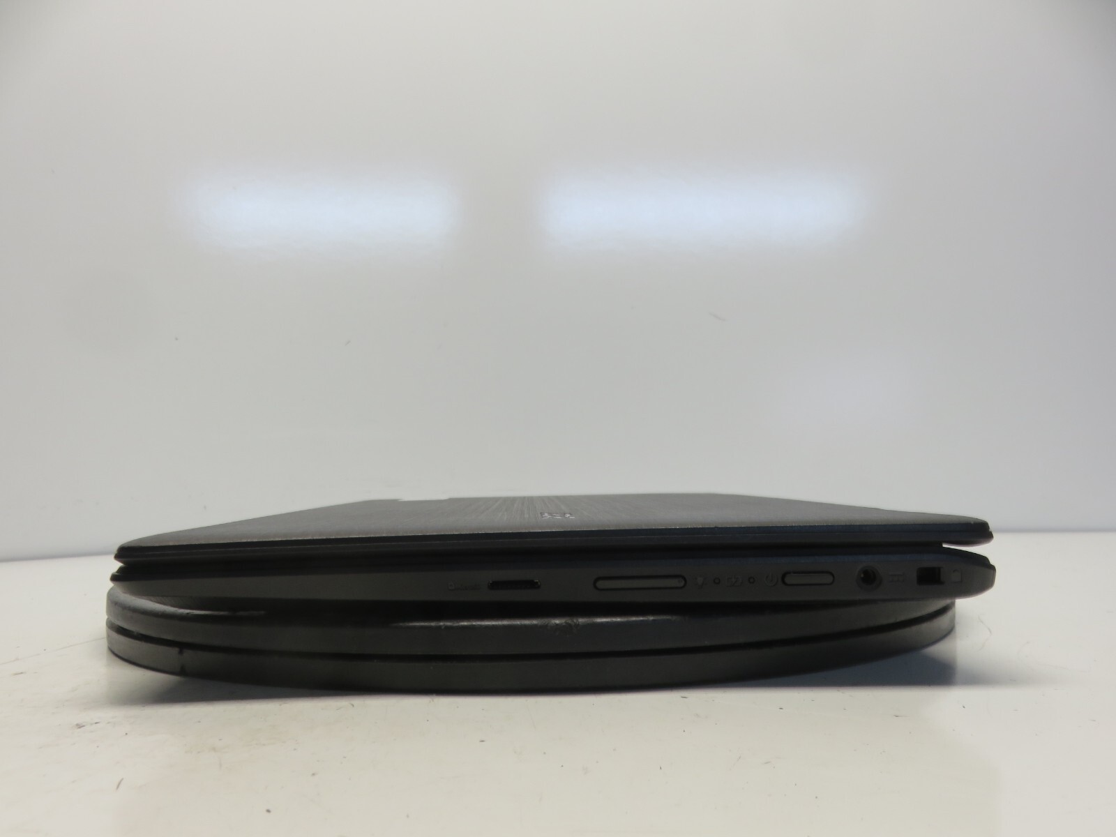 Acer Spin 1 SP111-31 Intel Celeron N3350 1.1GHz 4 GB 32 GB EMMC No Batt