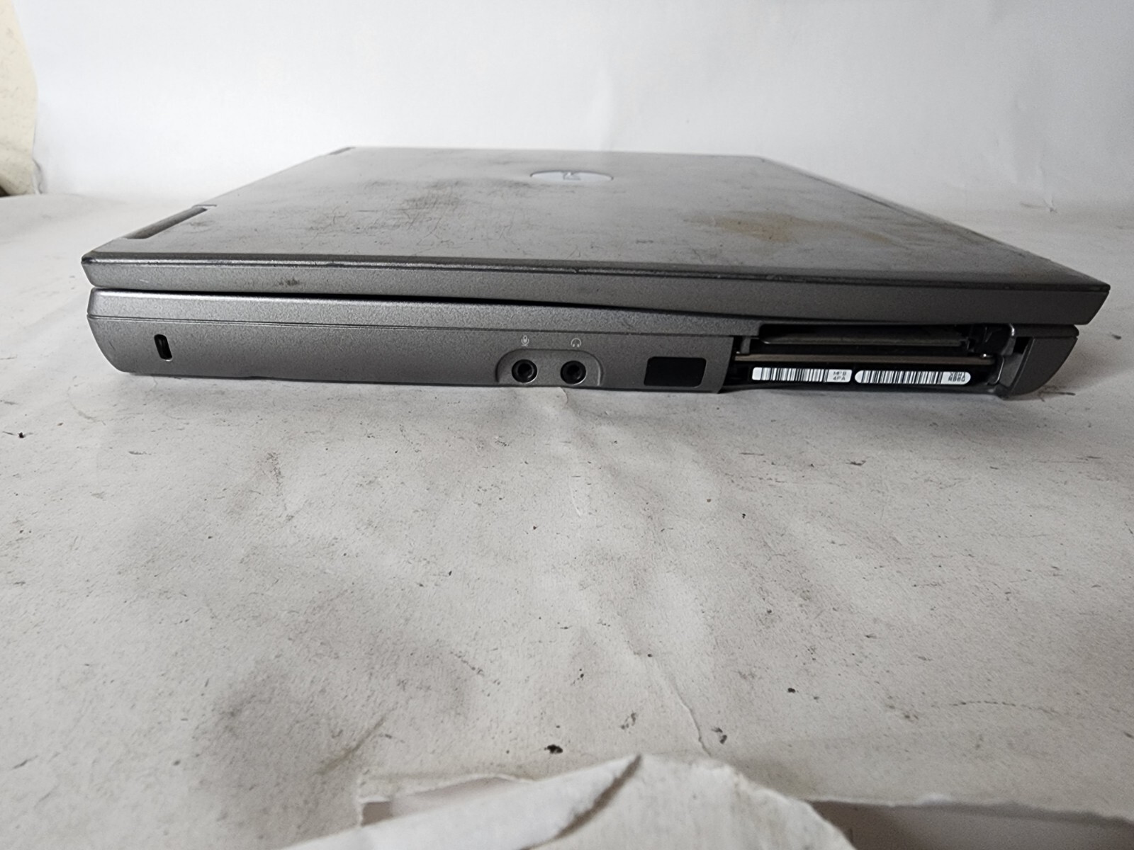 Dell Laptop Latitude D610 Model PP11L 80GB HDD Pentium M Tested Please Read