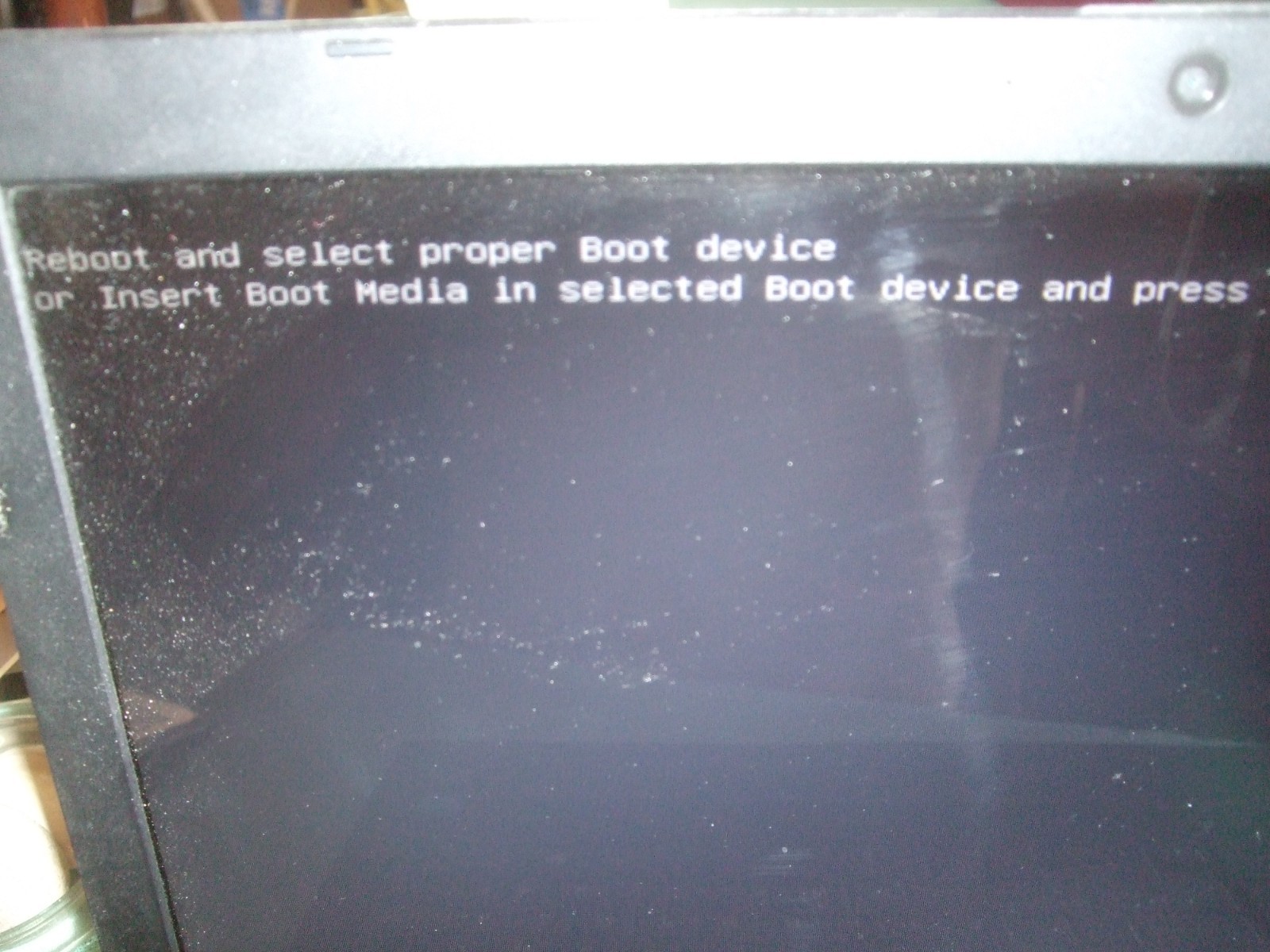 Toshiba Satellite C55-B5300 15.6″ no HD Intel N2840 2.58GHz 2.1GHZ 4GB DVD-PARTS