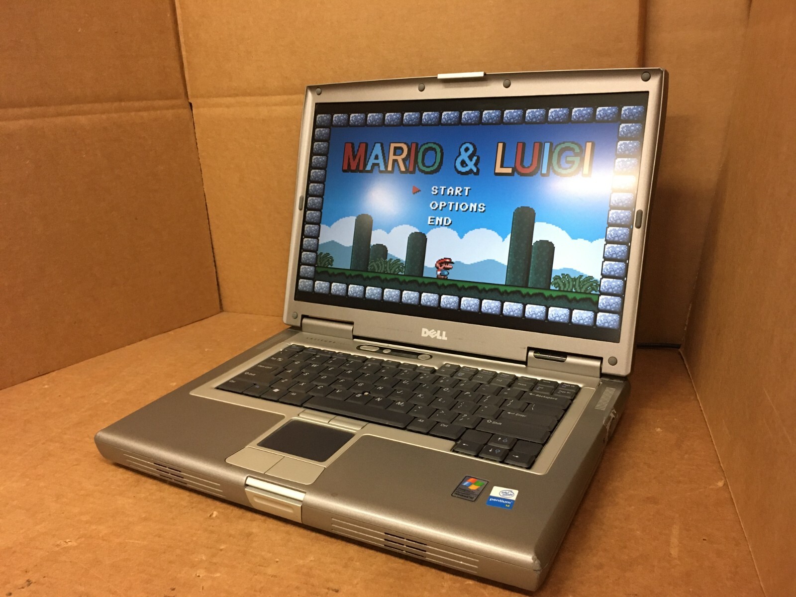 Dell Latitude D810 Laptop 1.73GHz 1GB RAM 80GB HDD ATI Radeon X600 Windows XP