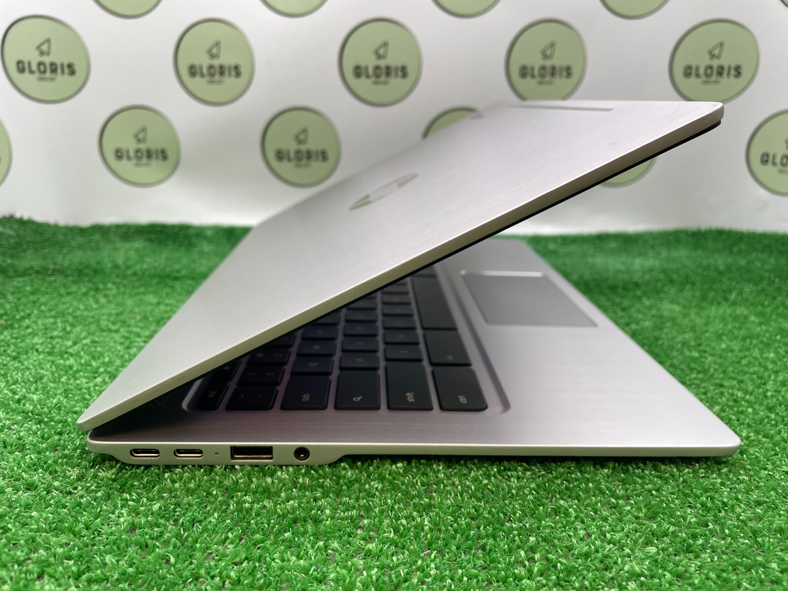 Used HP Chromebook 13 G1 Laptop Intel m7-6Y75 1.20GHz / 16GB RAM / 32GB SSD NT