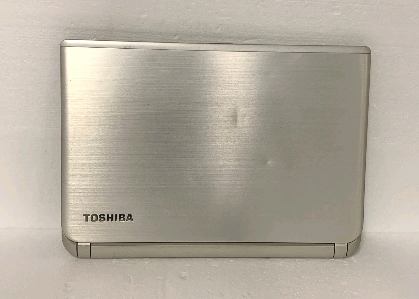 Toshiba Satellite E45-B Laptop, Intel Core i5-5200U, 6GB RAM, 800GB HDD, Win 8.1