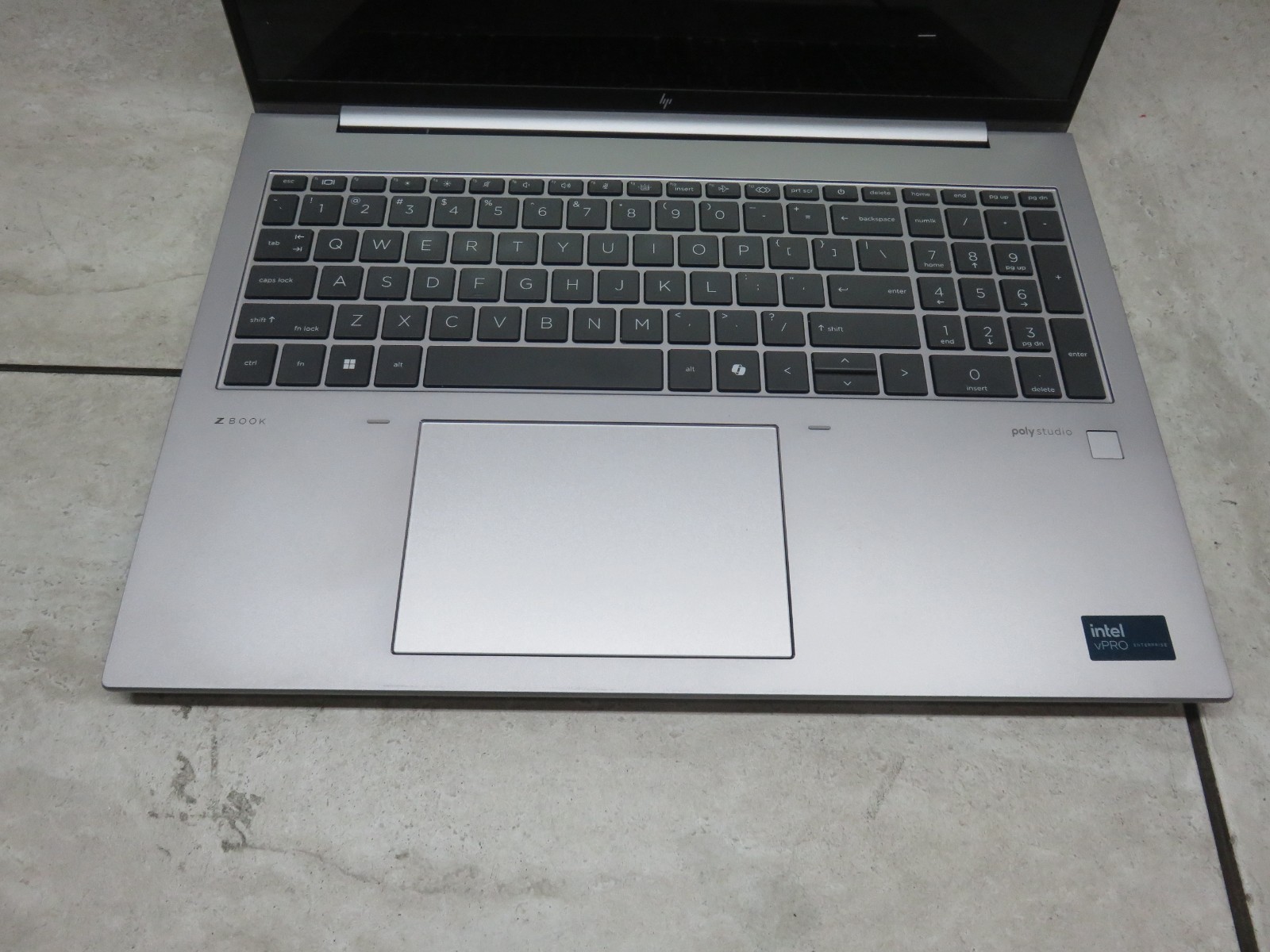HP ZBook Firefly 16-inch G11 Ultra 7-165H – READ