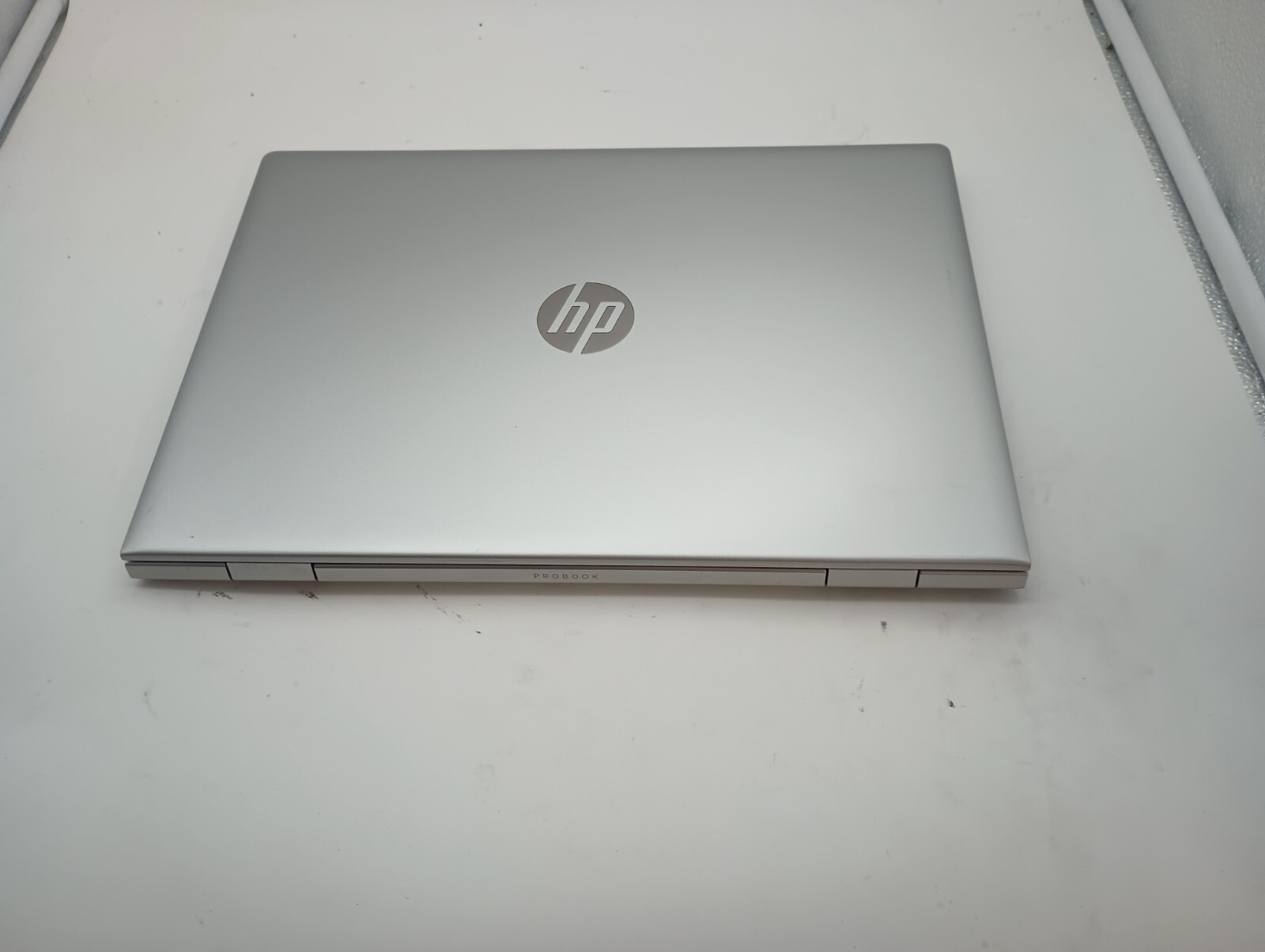 ProBook 645 G4 w/charger.Ryzen 5 Pro(4cores)8GB.256GB SSD.14″.Radeon.Nice!!