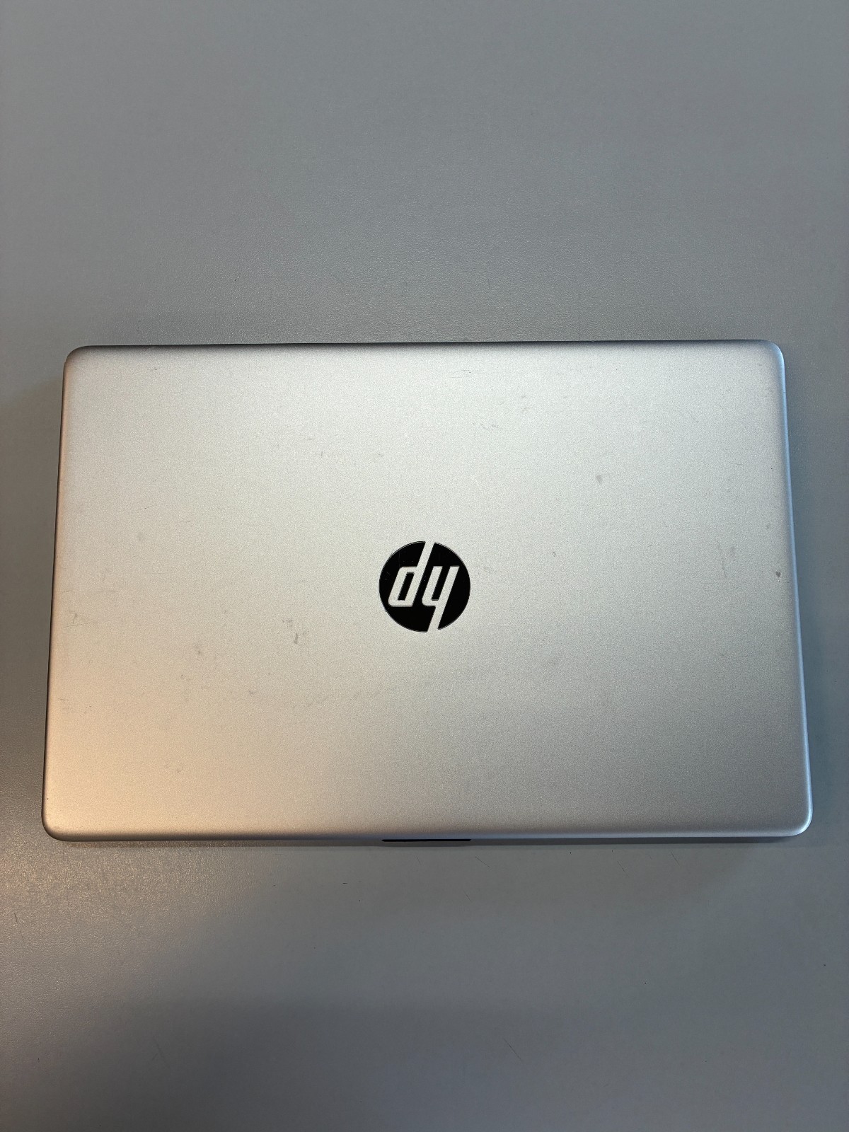 HP 15-dy2095wm: 15.6″ / i5-1135G7 / RAM 16Gb / SSD 256Gb / Win 11