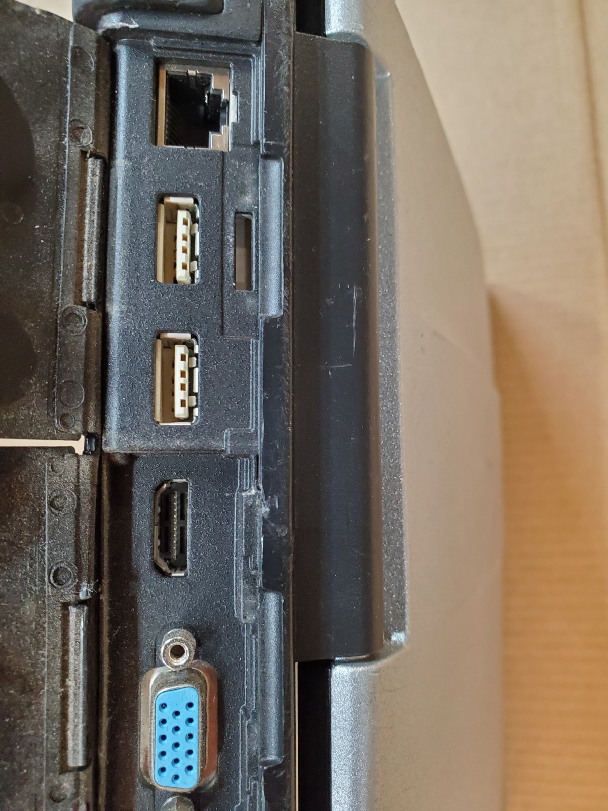 Panasonic Toughbook CF-53 14″ Core i5 4310U 4GB RAM 256GB SSD DVD-RW WIN 10 Pro