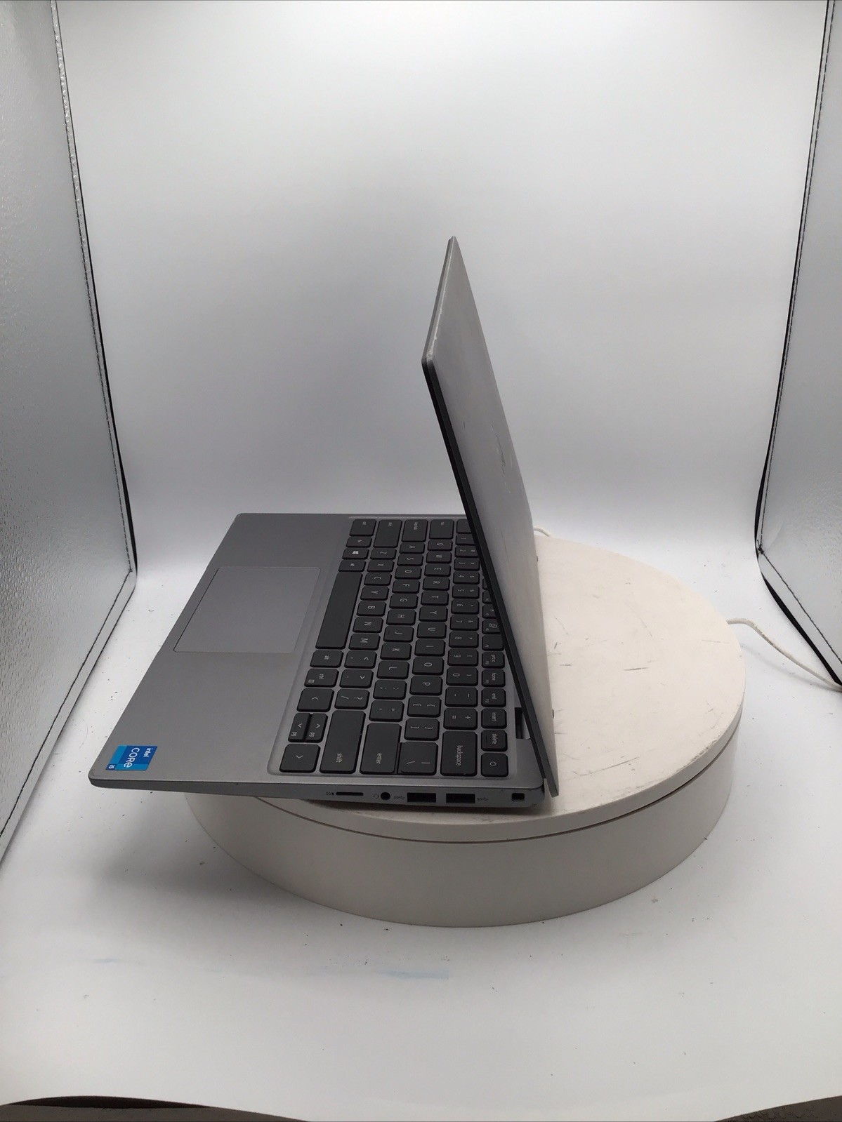 Dell Latitude 3320 13.3″ Laptop i5-1135G7 8GB RAM 256GB SSD Win11Pro Used READ