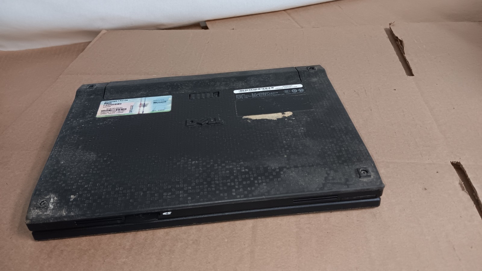 Dell Latitude 2110 Laptop Intel Atom N470 @ 1.83GHz 2GB 10.1″ LCD Windows XP pro