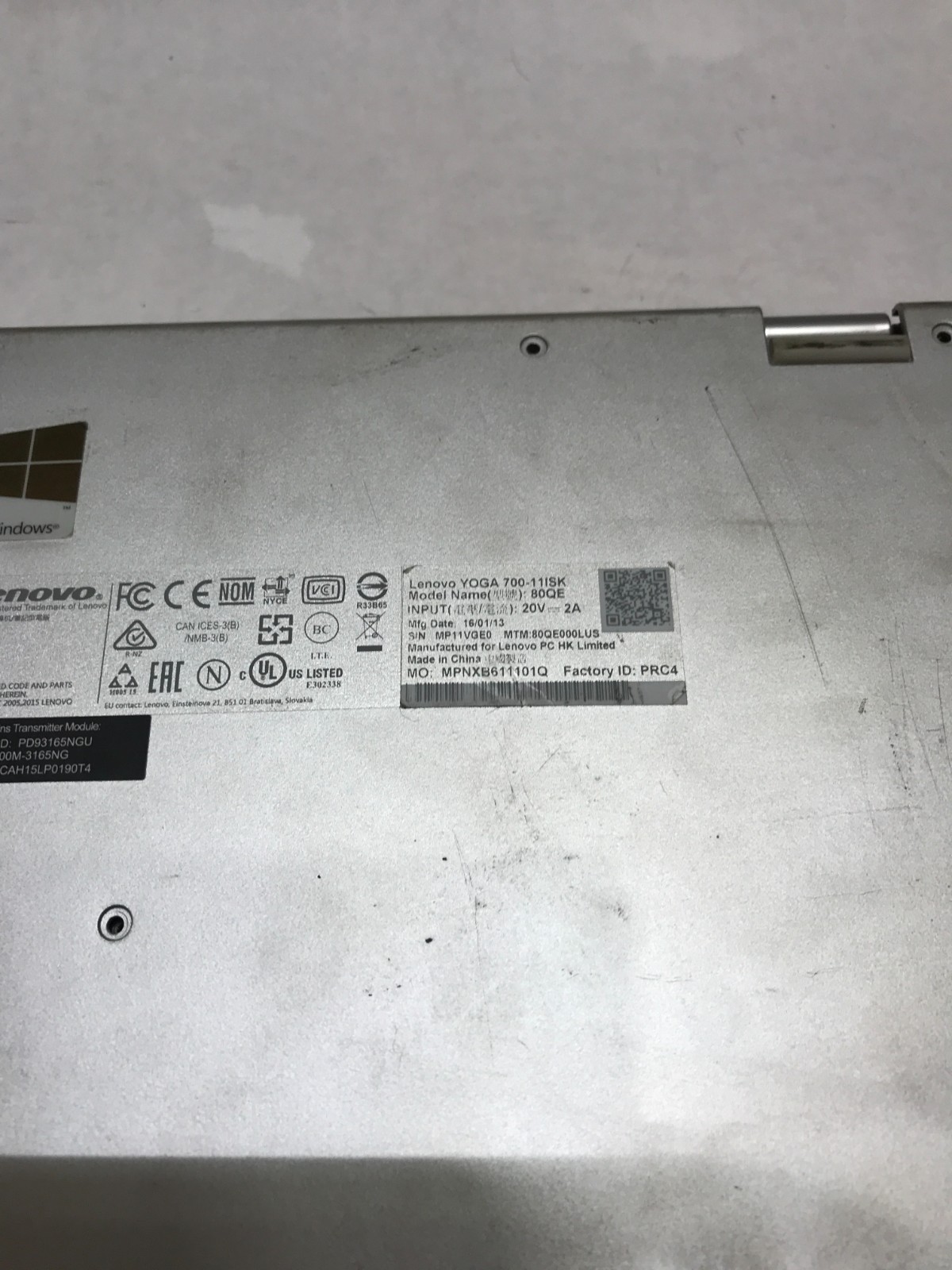 Lenovo Yoga 700-11ISK 11″ Intel Core m3 4GB RAM NO SSD/OS For Parts UNTESTED -DW