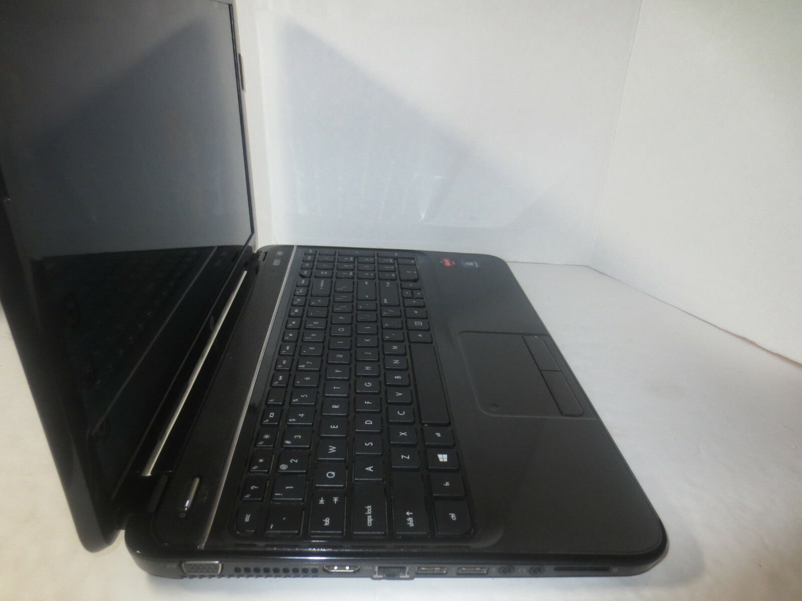 HP PAVILION G6-2321DX 15.6″ AMD A6-440M APU@2.70GHZ 8GB RAM 320GB HDD WIN7 OFF13