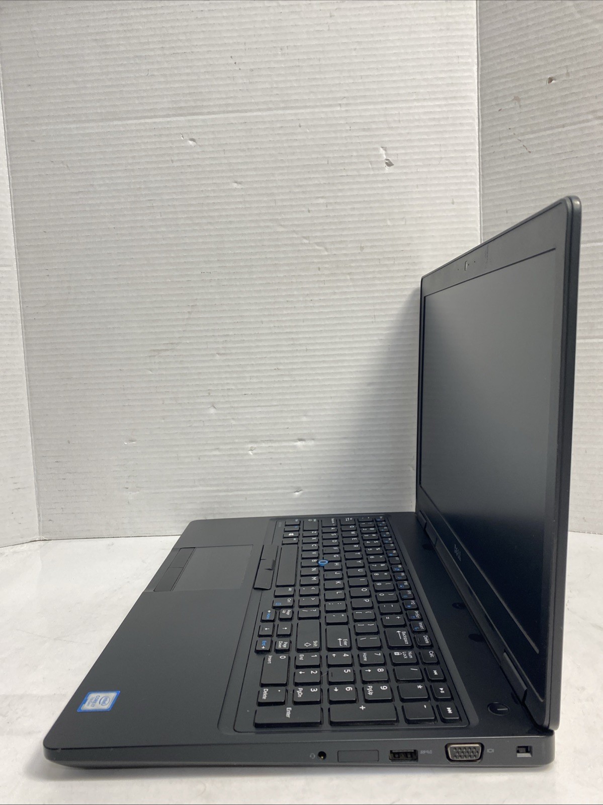 Dell Latitude 5580 15.6″ Laptop Intel i5-7300U 2.60GHz For PARTS