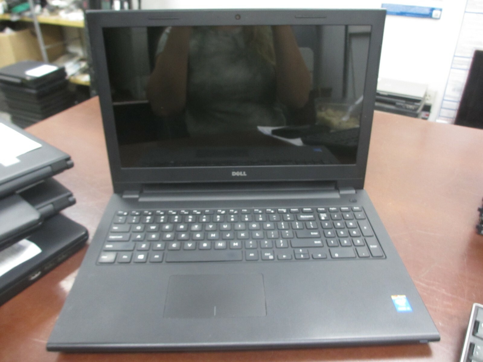 Dell Inspiron 3543 15.6″ i3-5005U 2.0GHz 8GB 500GB DVD-RW Web-Cam Laptop +AC