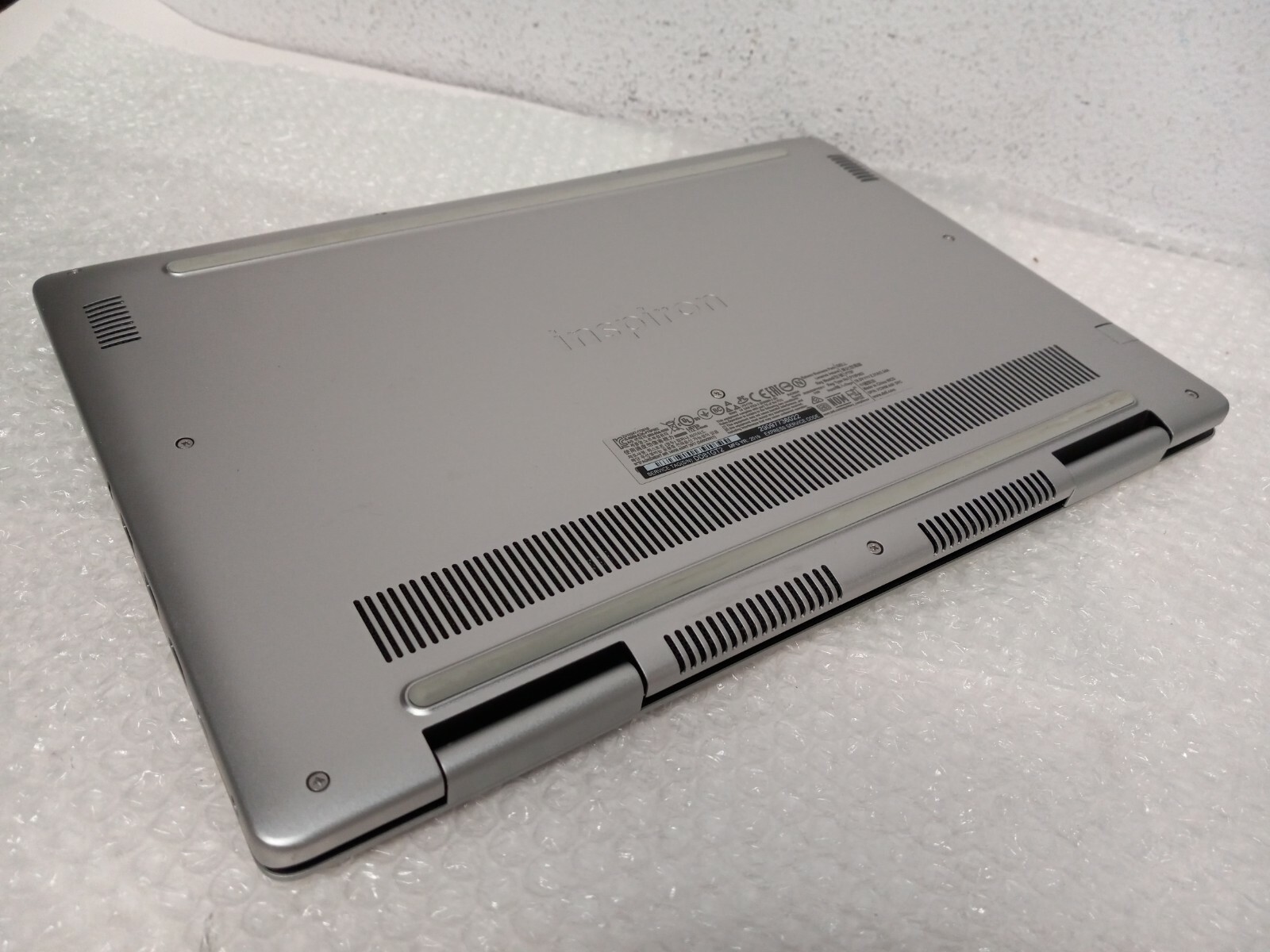 Dell Inspiron 15 7000 Intel Core i5-8265U 1.6GHz 8GB 1TB HD/SSD W11 NVIDIA MX250