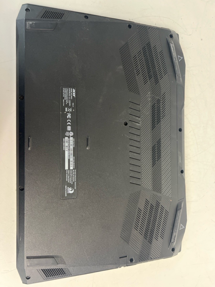 ACER NITRO 5 AN517-54-79L1 16gb ram, 120gb ssd , intel i7 (P24035863)
