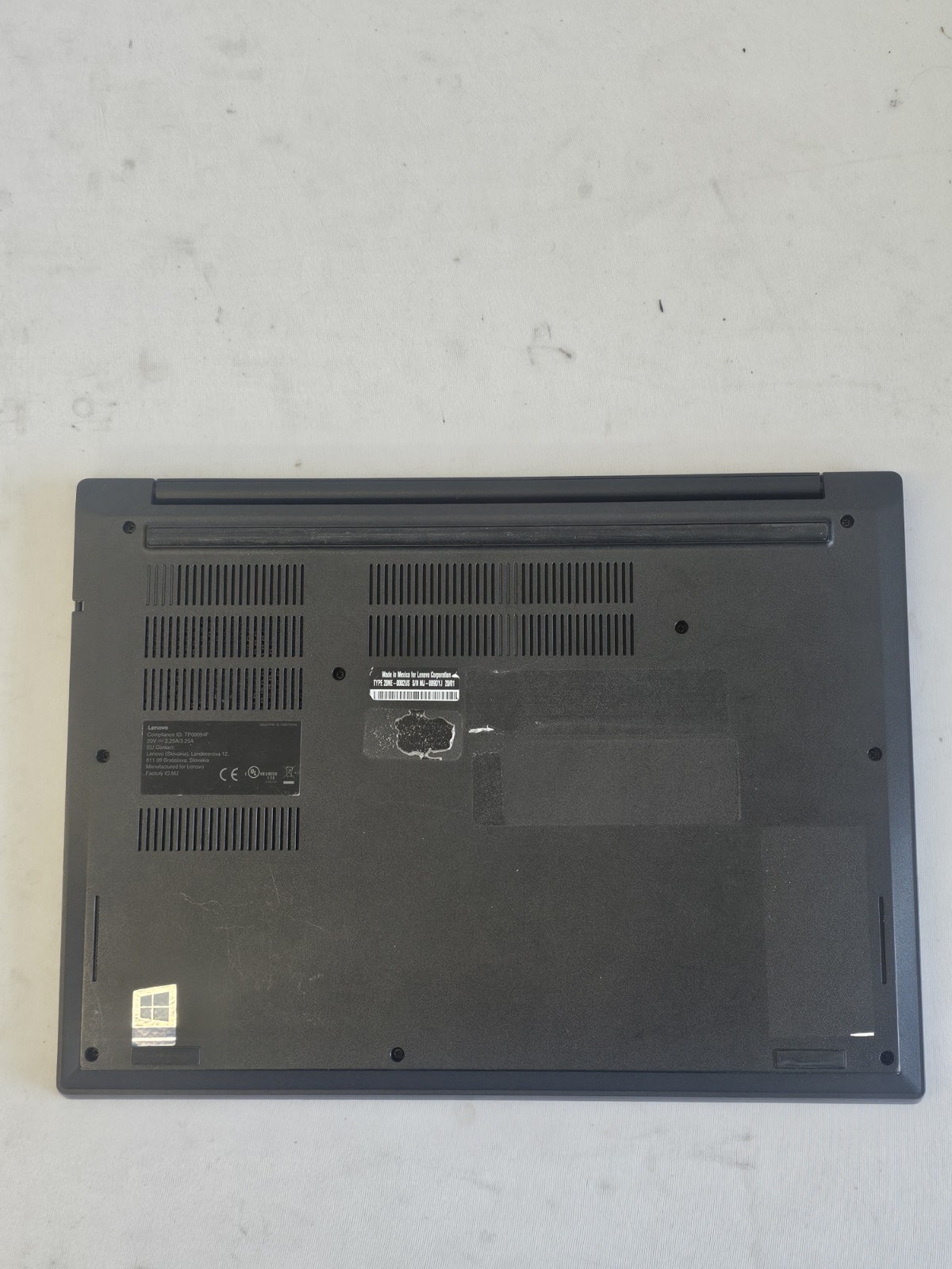 Lenovo ThinkPad E495 Laptop – AMD Ryzen 5-3500u – 8GB RAM – 256GB SSD – Win 10