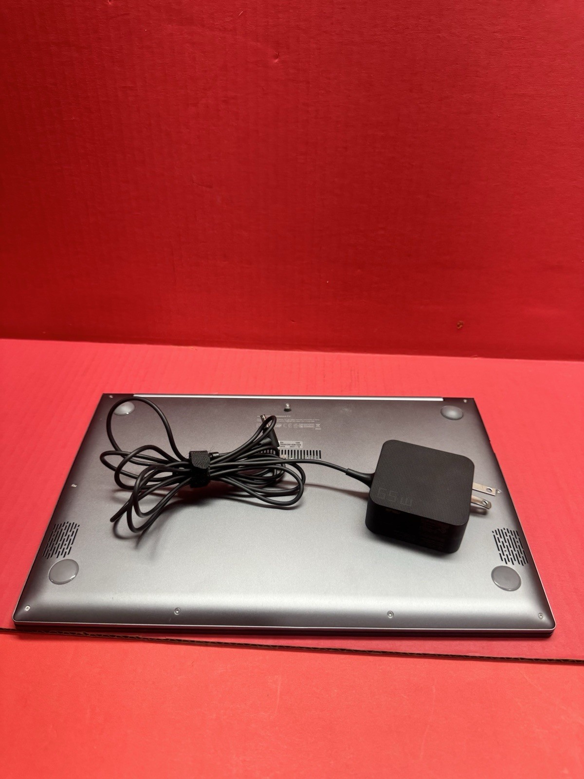 ASUS VivoBook S433E 14” CORE i5-1135G7 @ 2.40GHz | 8GB RAM, 512GB SSD | #T193