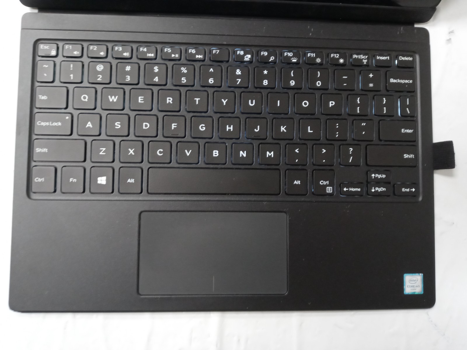 Dell Latitude 7275 – 12.5″ FHD, 1.10GHz m5-6Y57, 8GB RAM, 0GB SSD NO OS