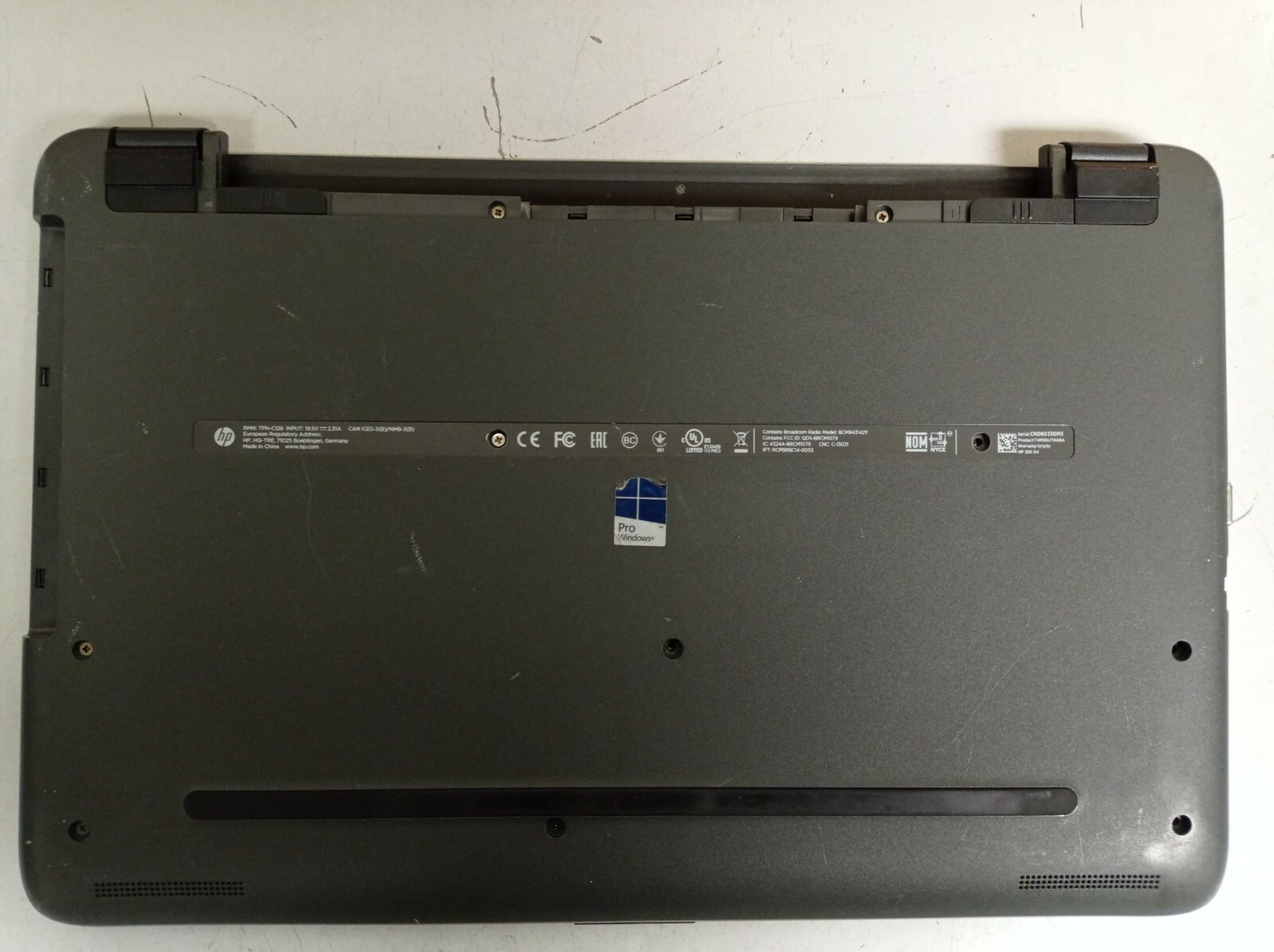 HP 255 G4 AMD E1-6015 APU 1.4 GHz 8 GB RAM 128 GB SSD 15.6″ Win10 *Read