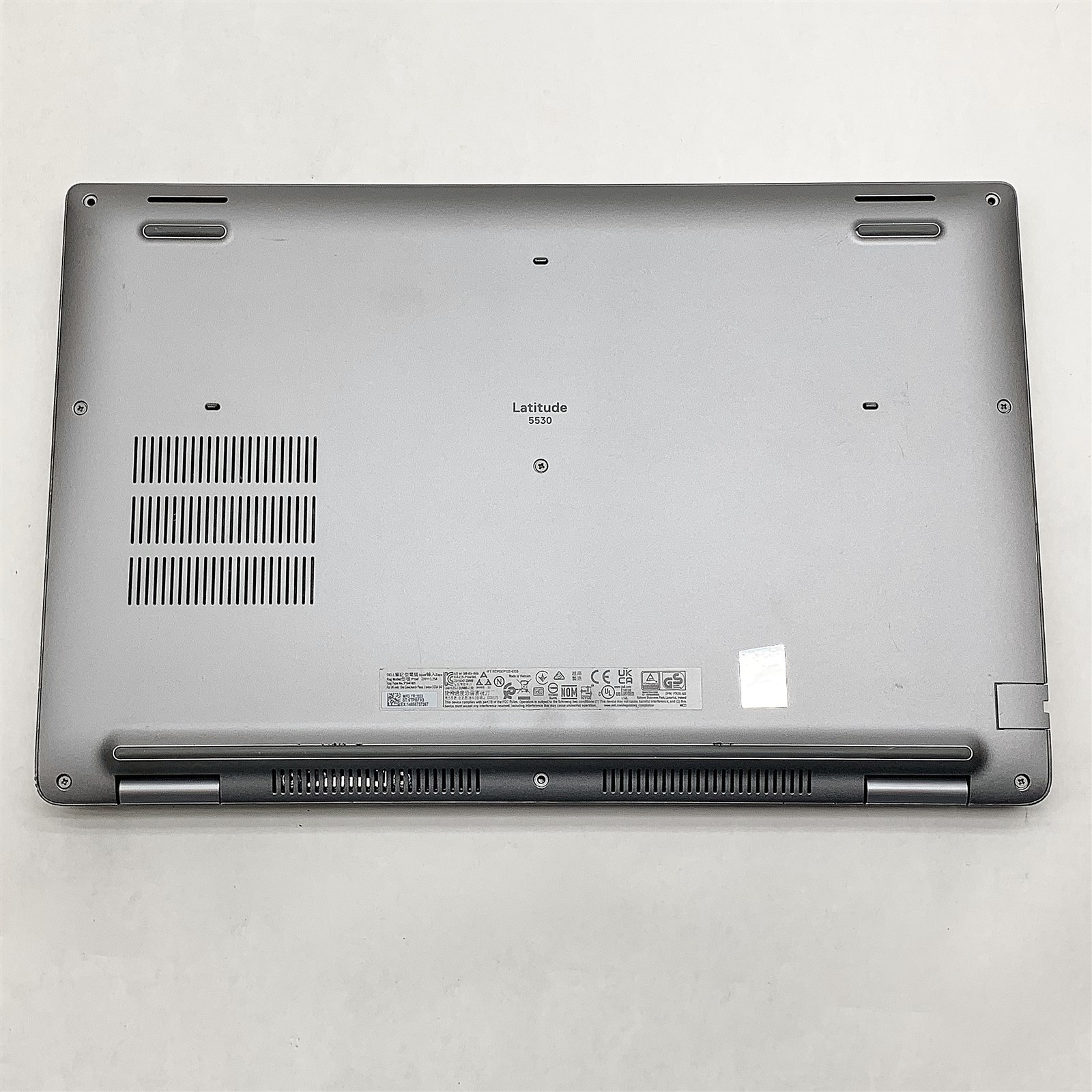 Dell Latitude 5530 Laptop Intel i5 1245U 15.6″ FHD 16GB RAM NO HDD/BATTERY Parts