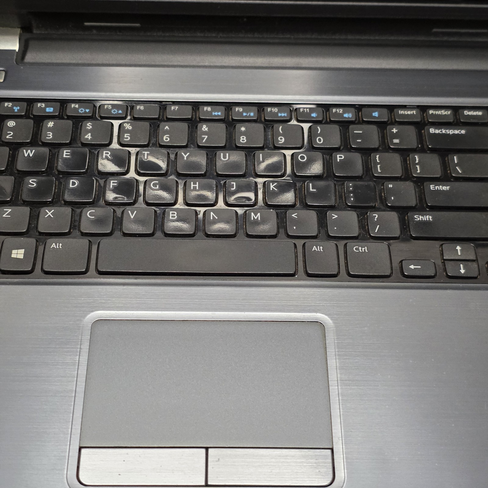 Dell Inspiron M731R 5735 AMD A8 APU 8GB RAM Untested For Parts Only