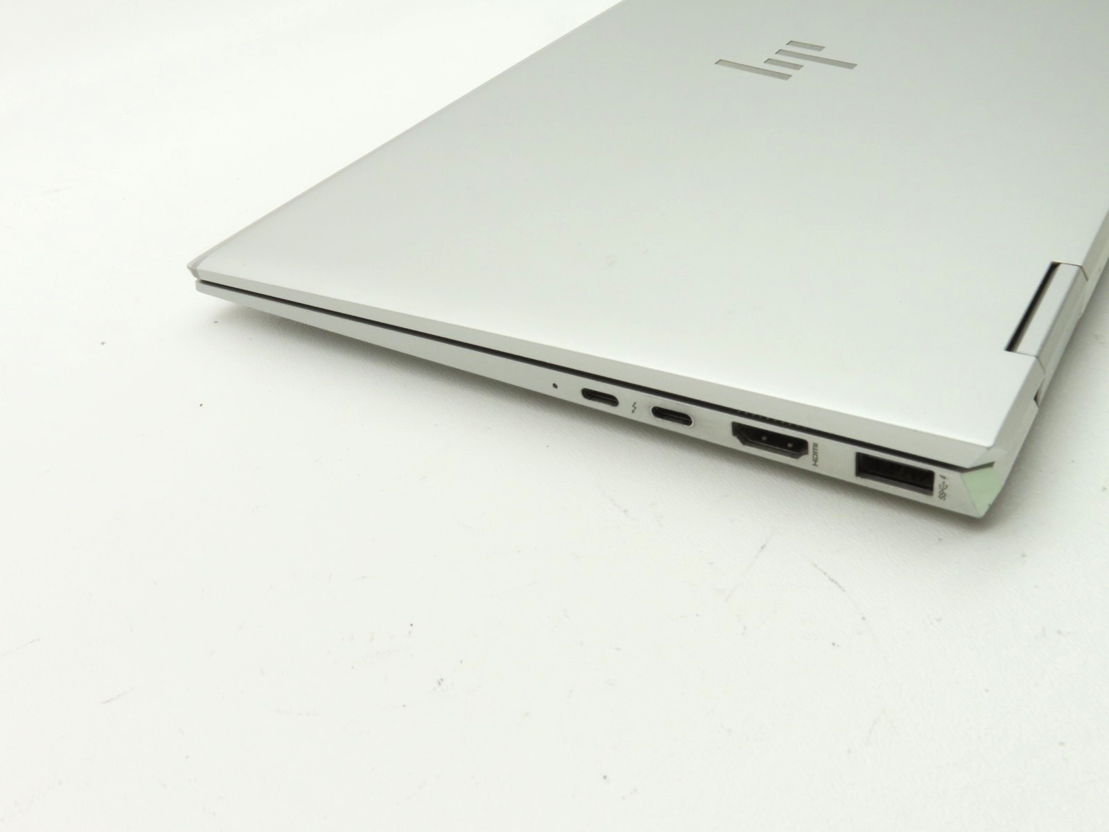 HP EliteBook x360 1040 G7 14″ Touch i7-10810U 1.1GHz 16GB RAM 256GB SSD
