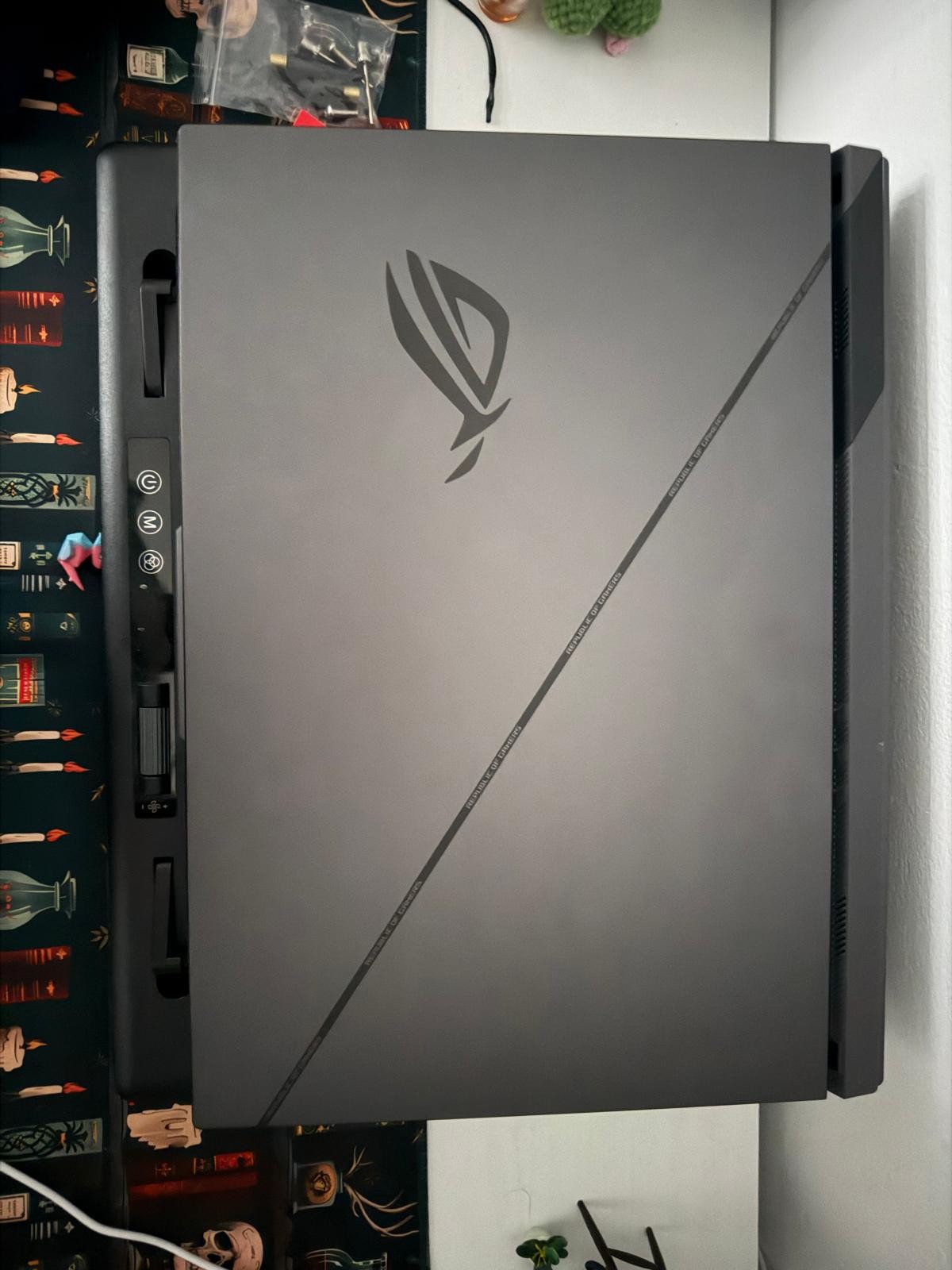 ASUS ROG Strix 18 QHD 240Hz Gam Lap Intel 14 G i9 32GB Memory NVIDIA GeForce RTX