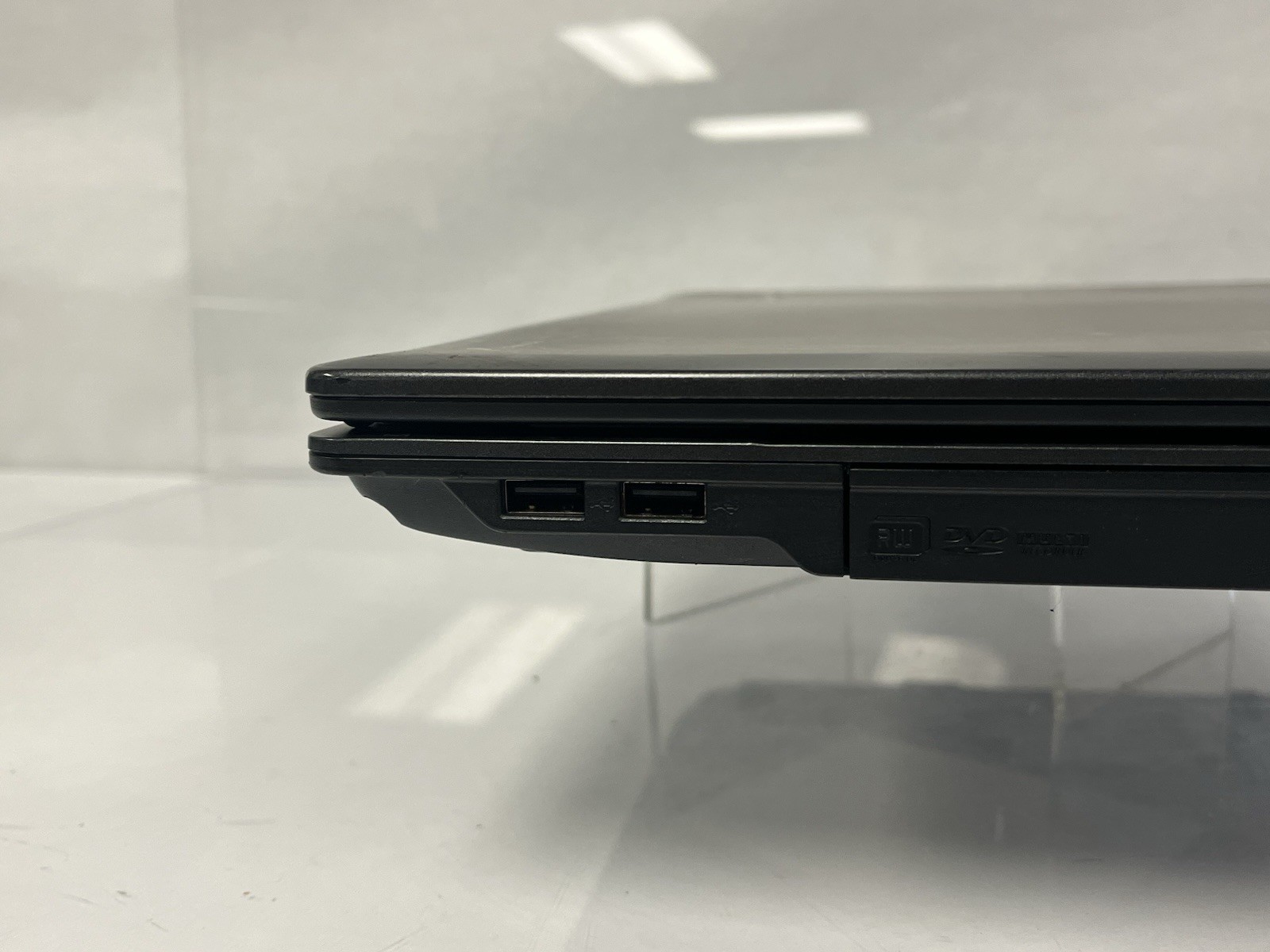 Acer Extensa 5635-6011 Laptop Intel Core 2 Duo T6570 3GB Ram No HDD FOR PARTS