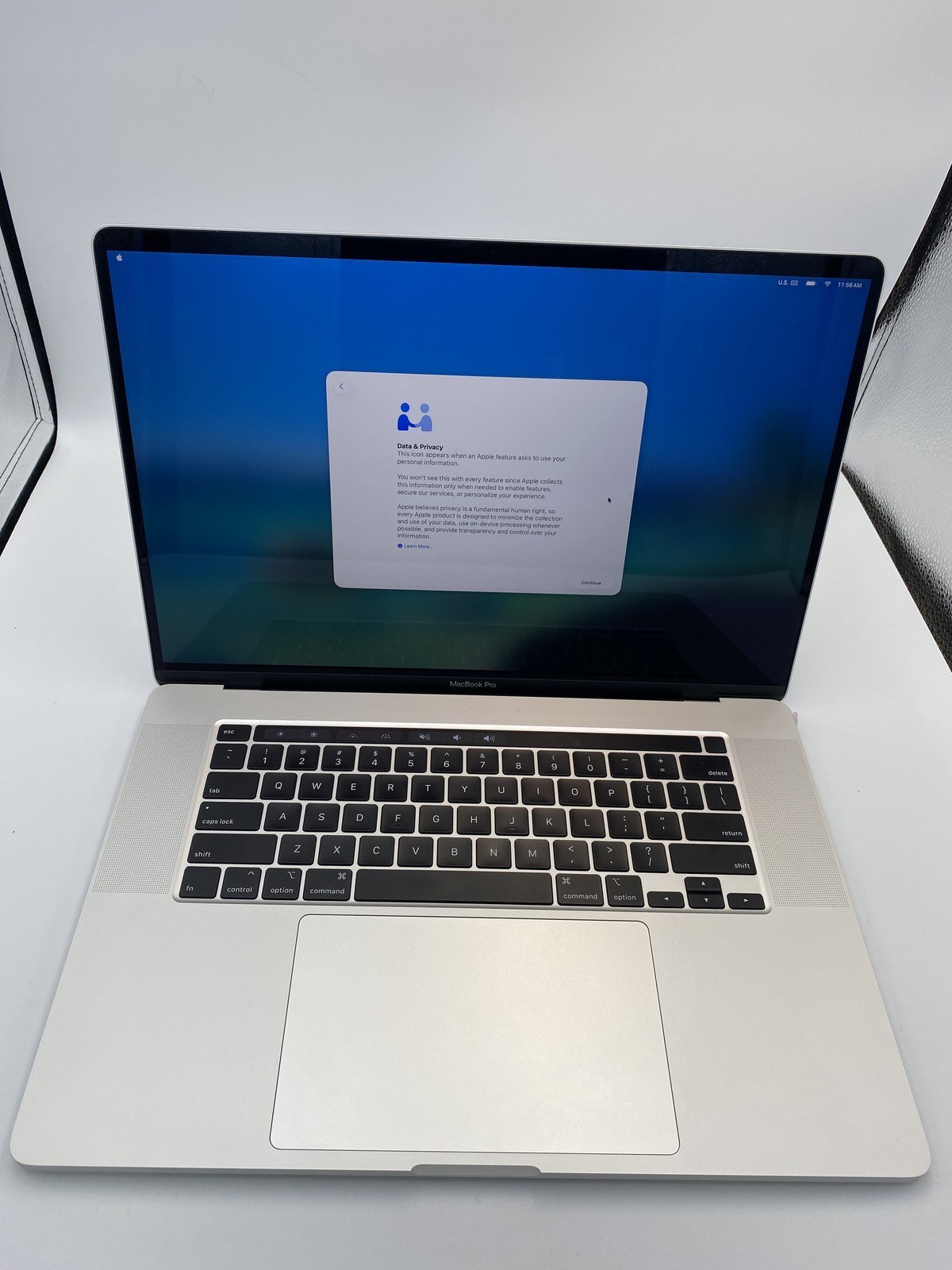Apple MacBook Pro (16-inch 2019) (2019) Intel Core i7 64GB RAM 512GB SSD