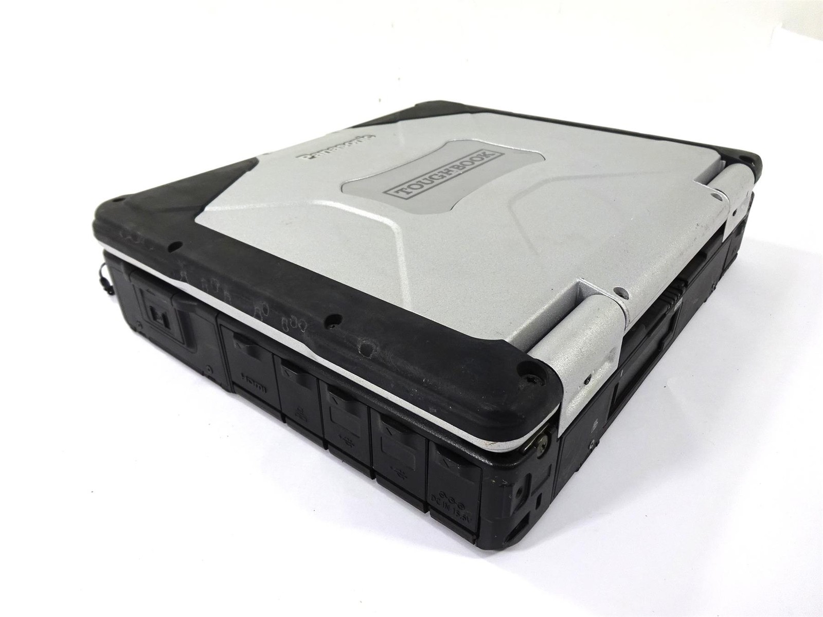Panasonic CF-31 MK2 Core i3-2310M 2.1GHz 4GB – No HD – Usage : 20 Hours
