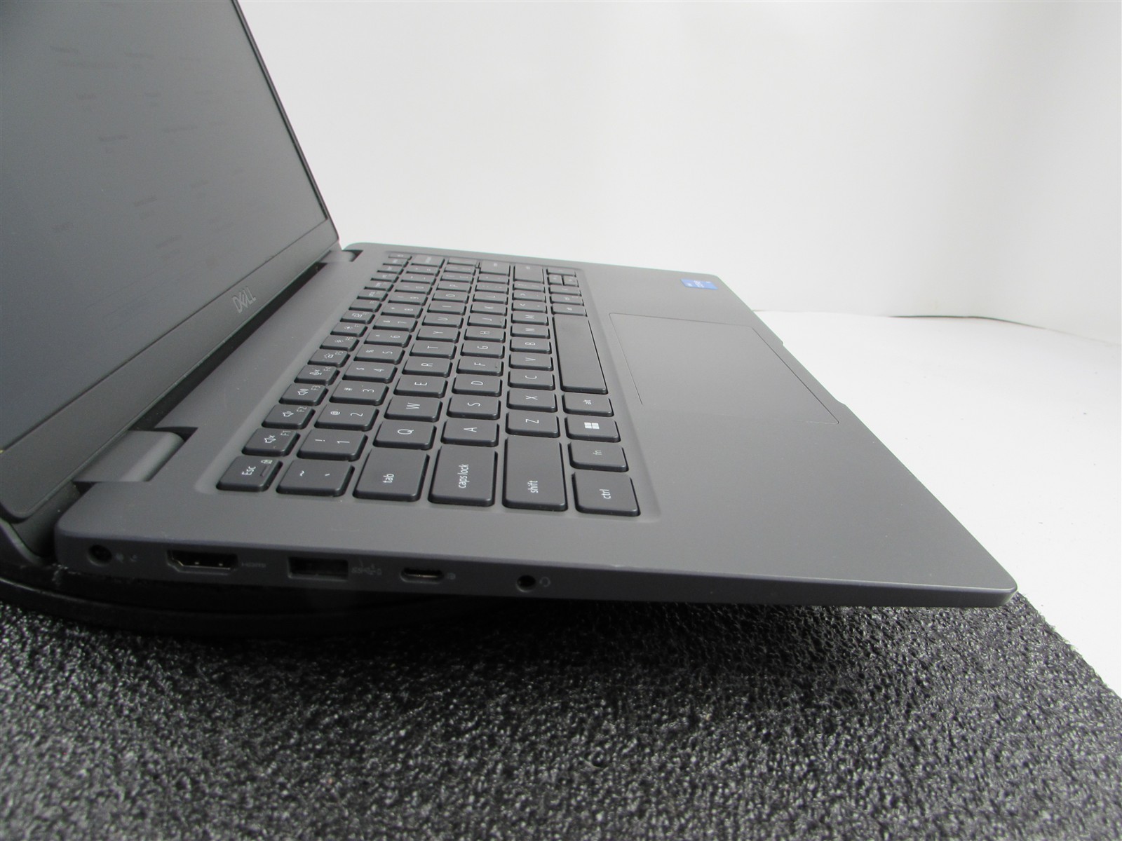 DELL LATITUDE 3440 1366X768 14″ CORE I5-1335U 256GB SSD 16GB RAM NO O.S