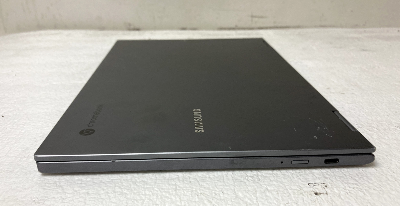 Samsung Galaxy Chromebook XE530QDA 13.3″i3-10110U @2.10GHz 8GB RAM 128GB SSDREAD