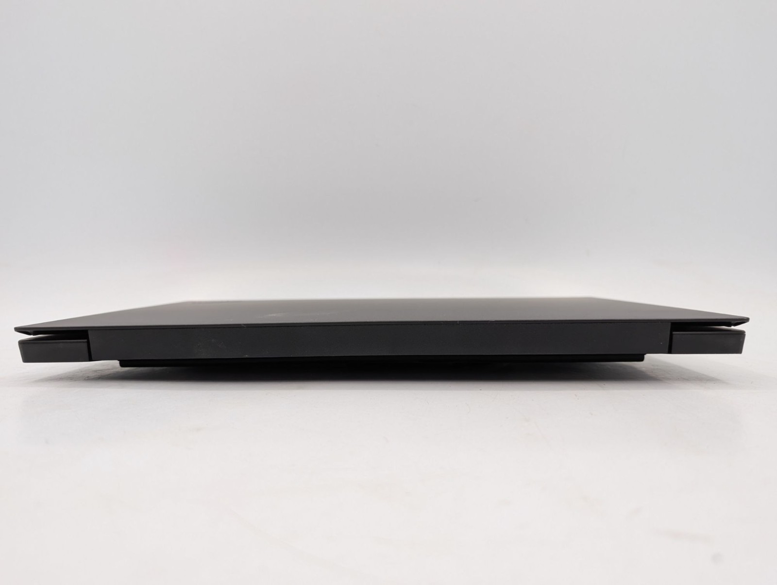 Lenovo ThinkPad E590 15.6″ Intel i5-8265U 16GB RAM 256GB SSD 1TB HDD Win 11 Pro